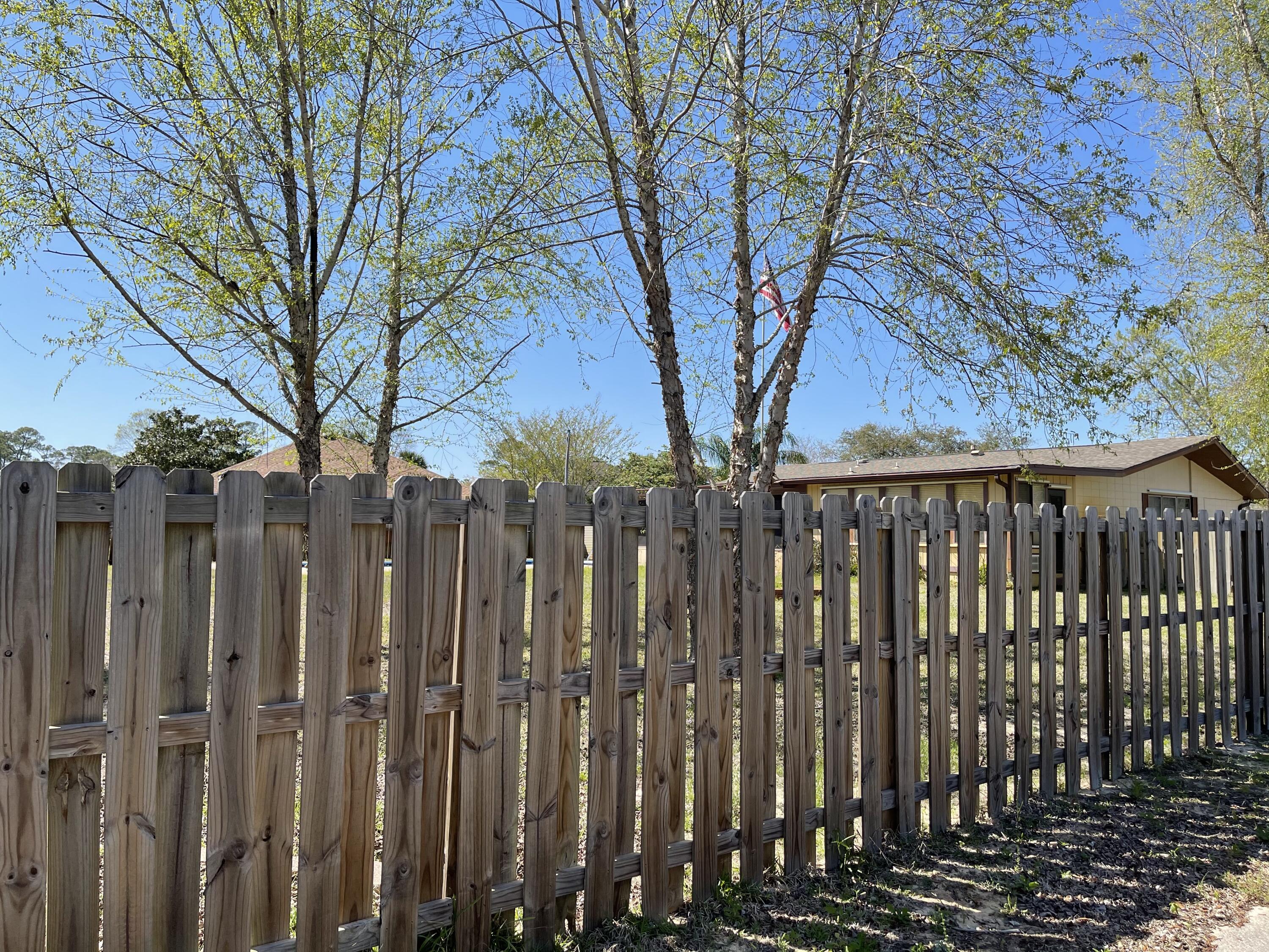 WYNNEHAVEN BEACH ESTATES - Residential