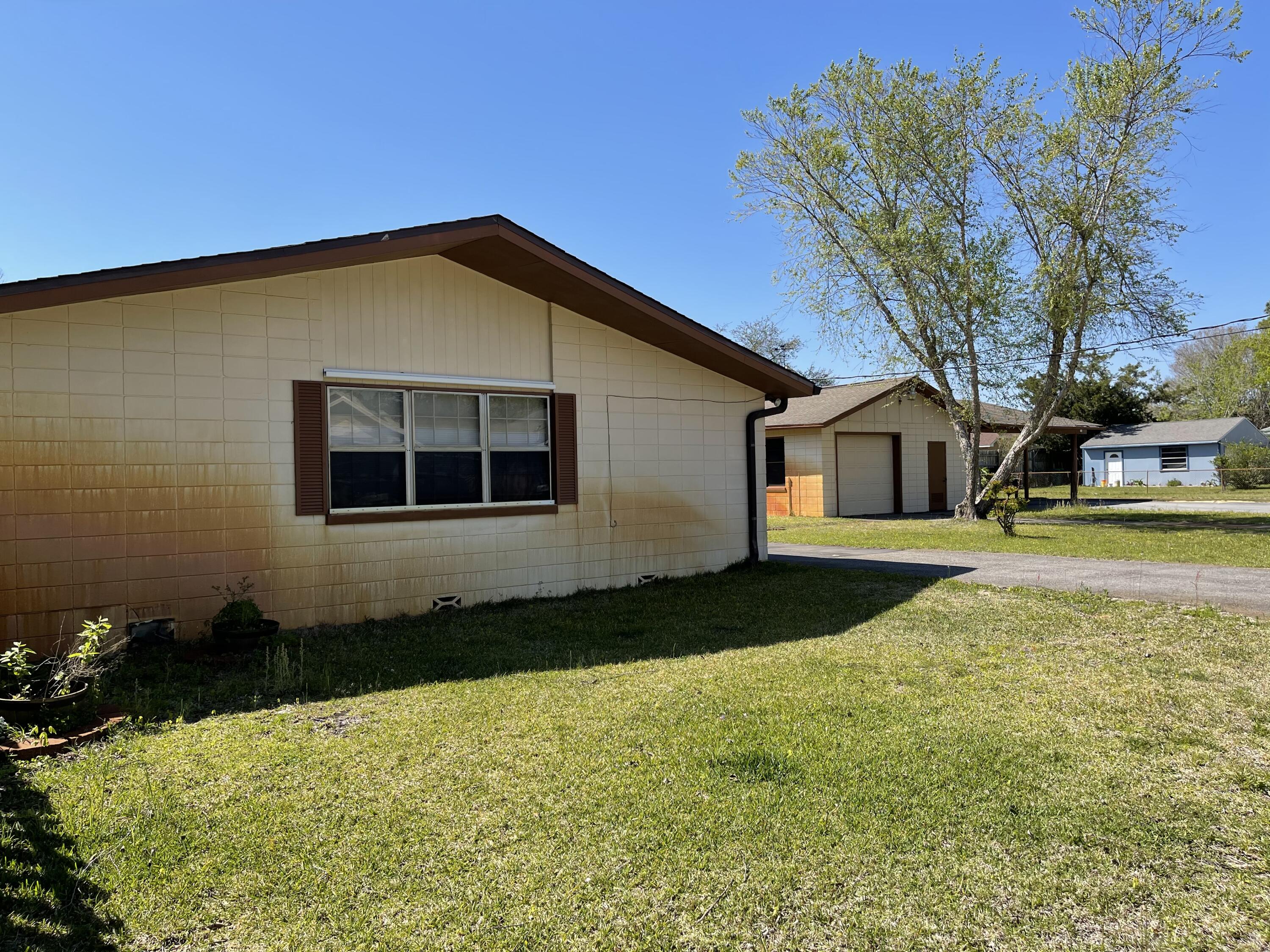 WYNNEHAVEN BEACH ESTATES - Residential