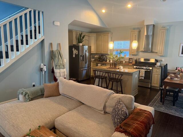 BAYSHORE PINES - Residential Lease