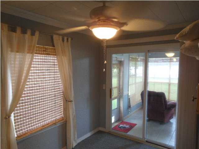 PARADISE ISLAND - Residential