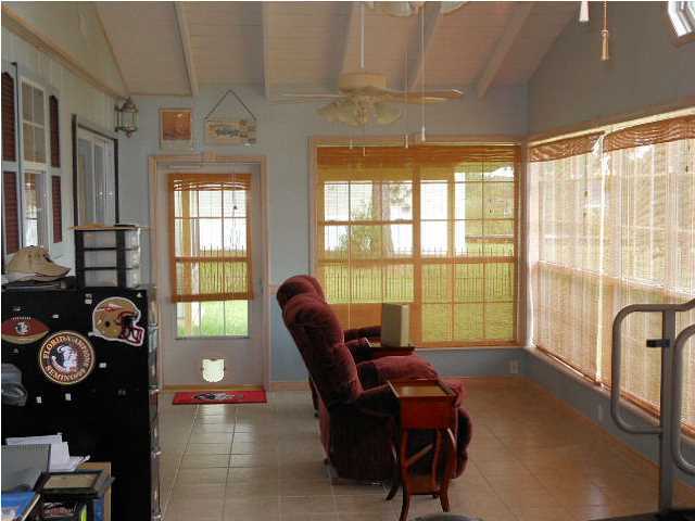 PARADISE ISLAND - Residential