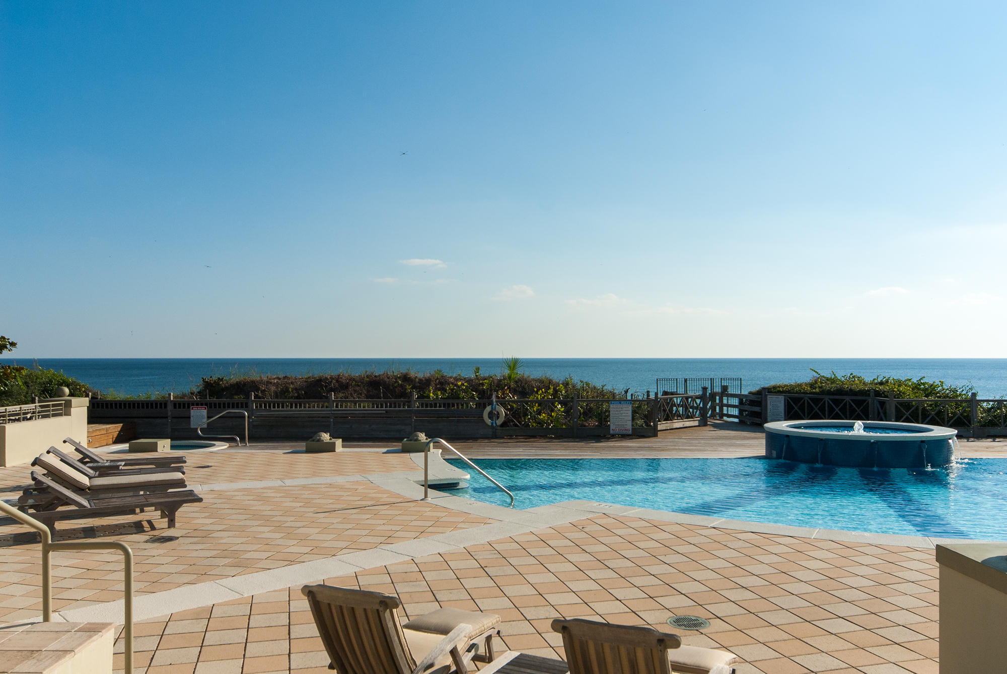 RETREAT THE - Residential