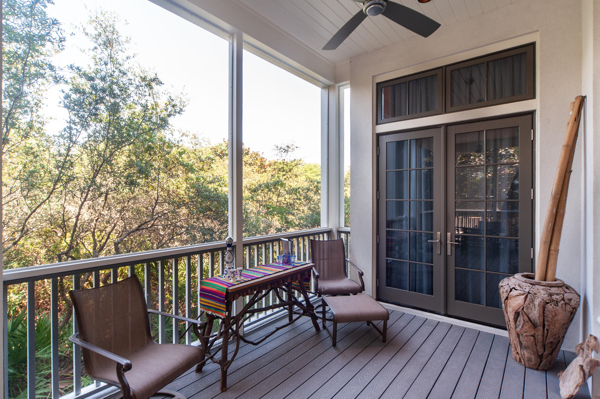 RETREAT THE - Residential