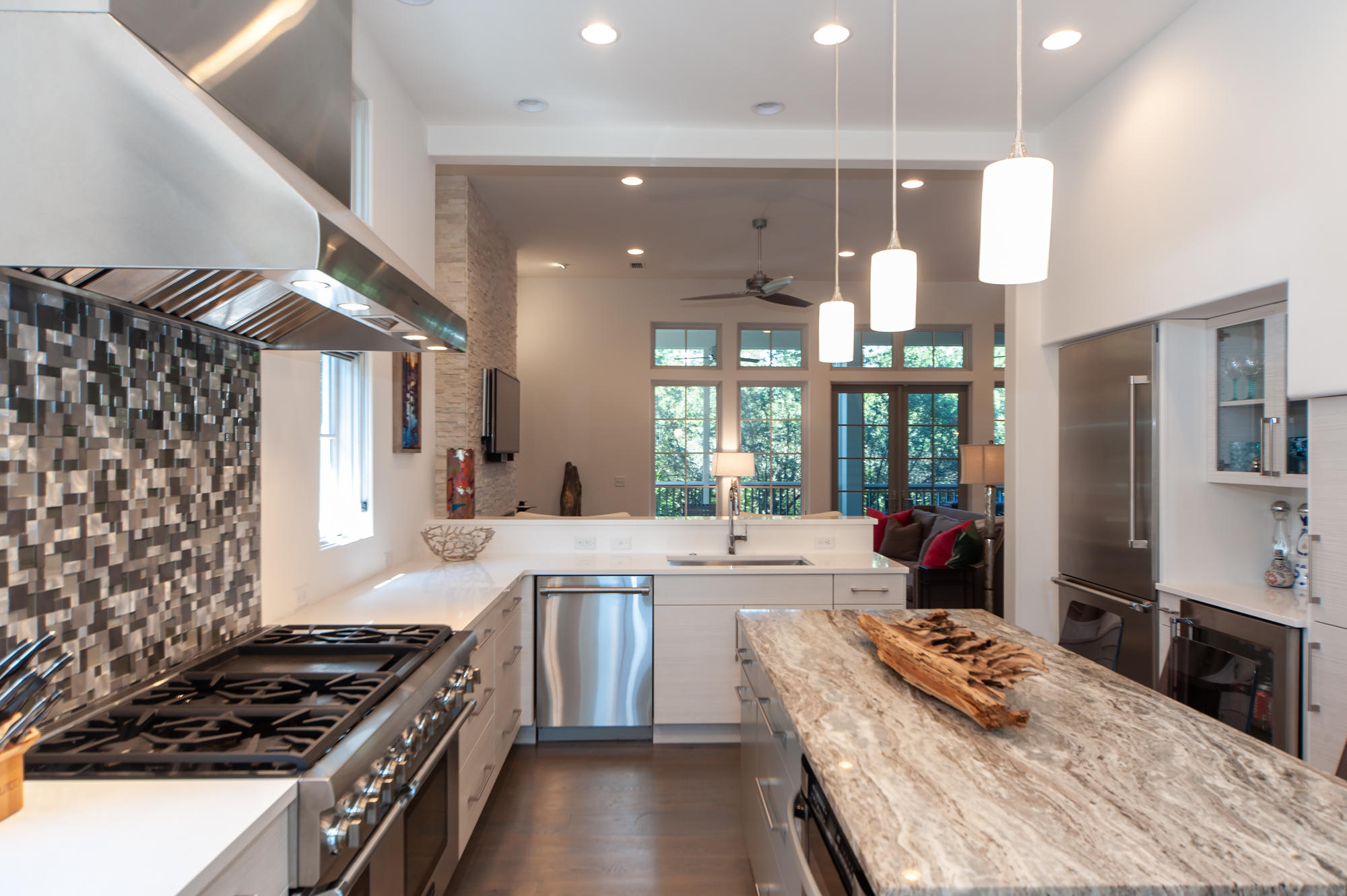 RETREAT THE - Residential