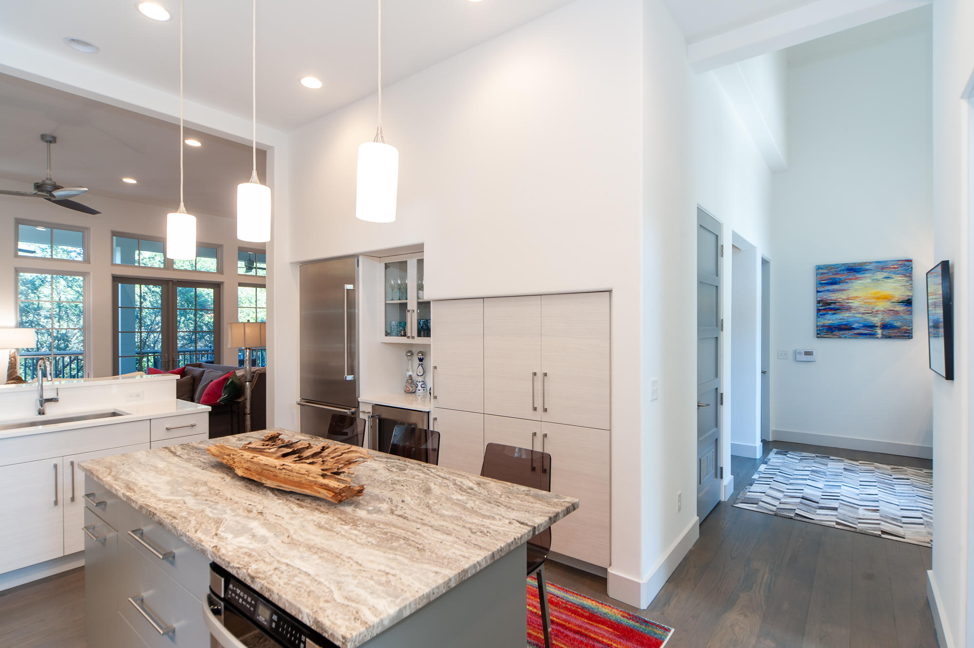 RETREAT THE - Residential
