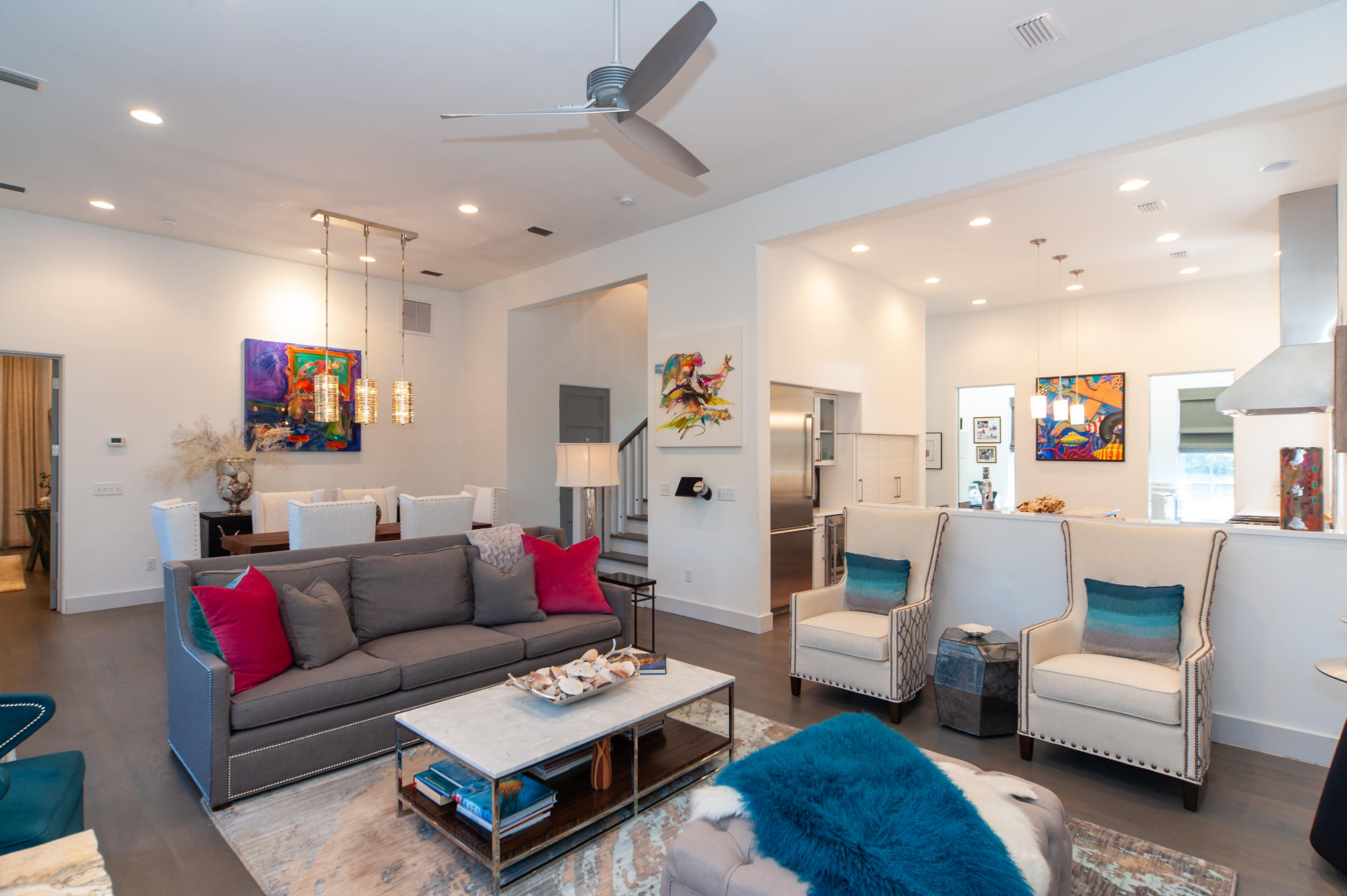 RETREAT THE - Residential