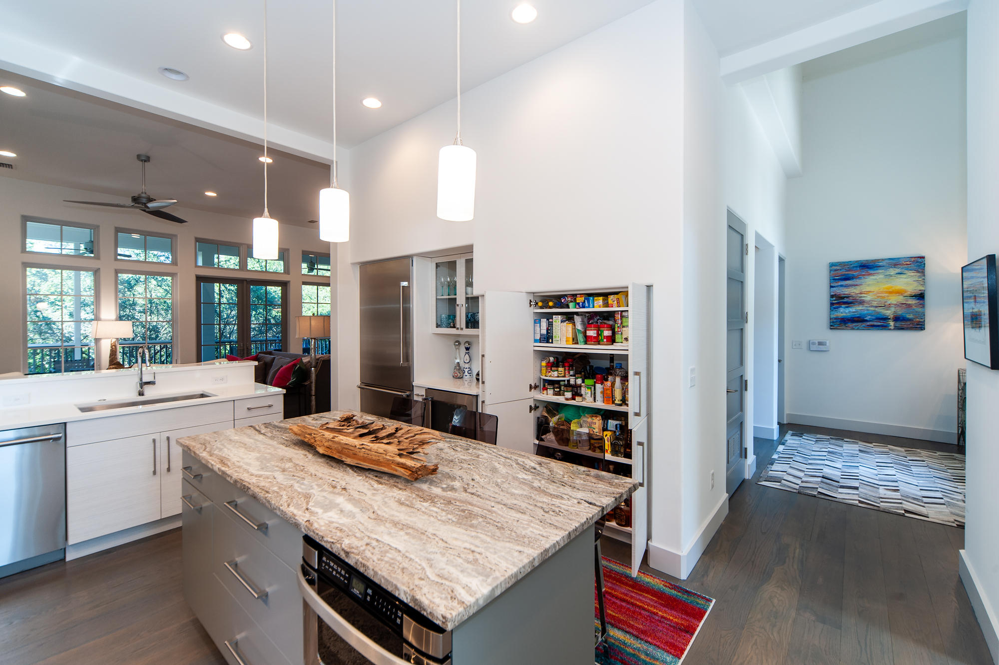 RETREAT THE - Residential