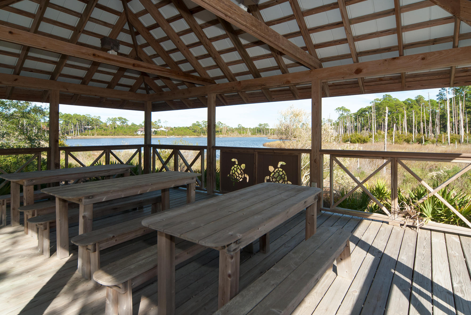 RETREAT THE - Residential