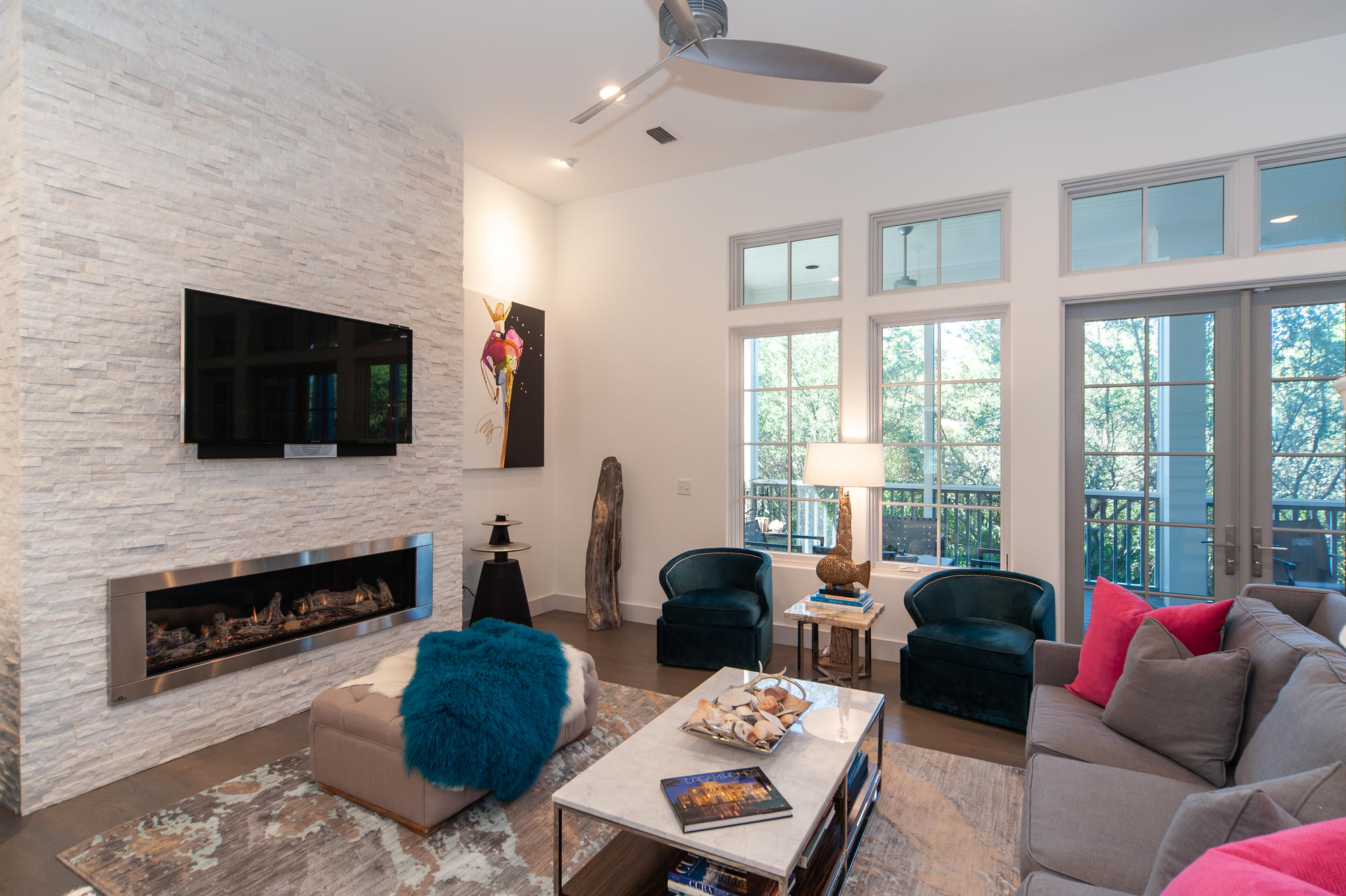 RETREAT THE - Residential