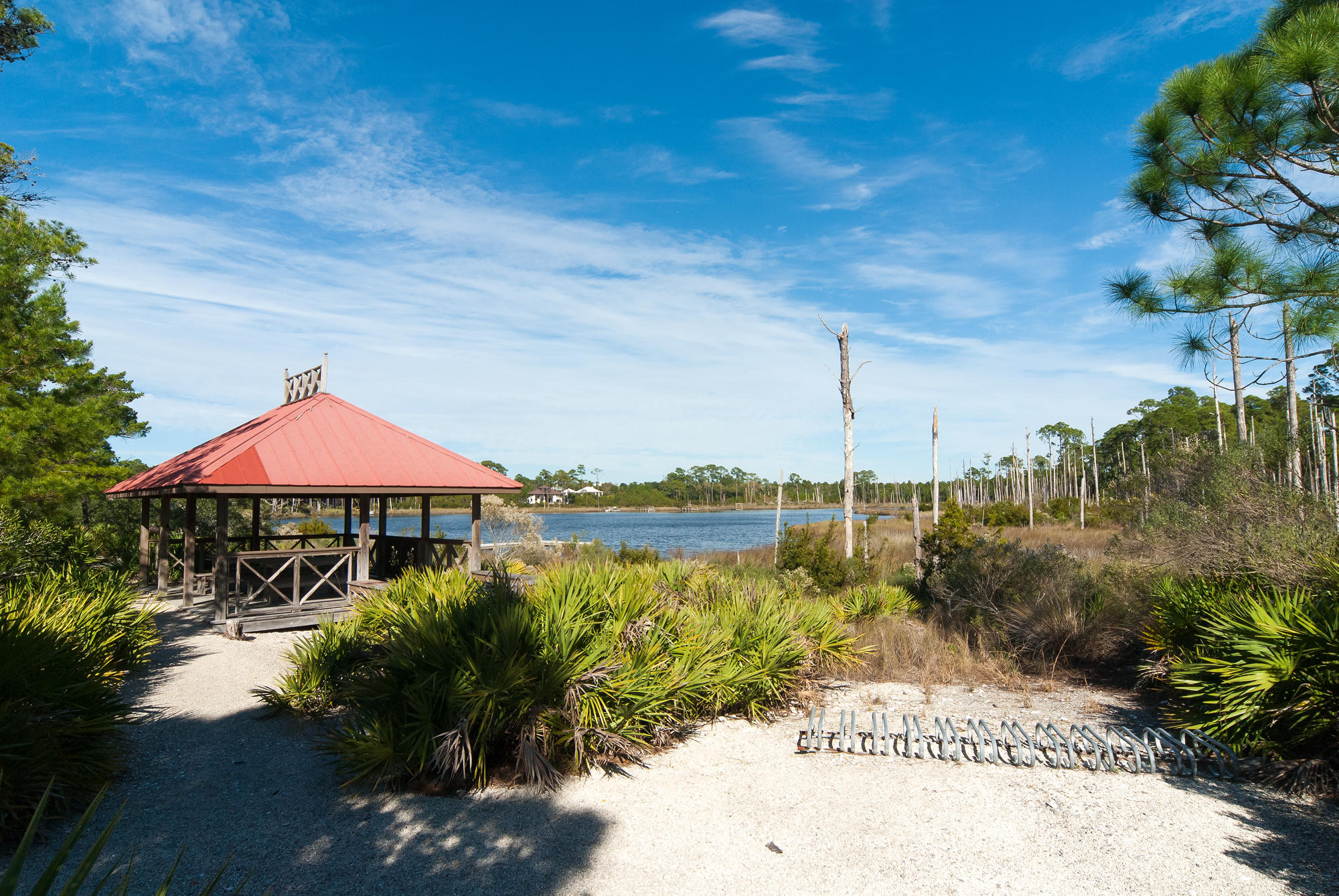 RETREAT THE - Residential
