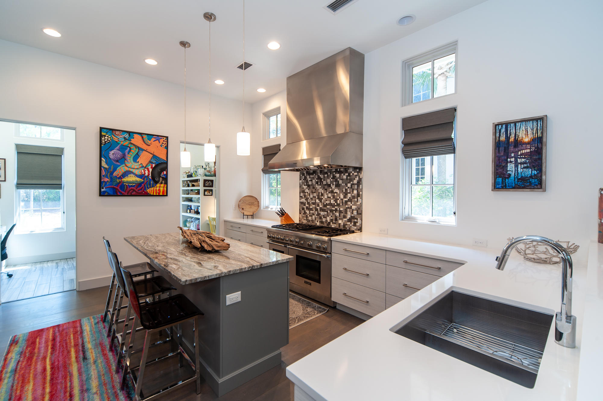 RETREAT THE - Residential