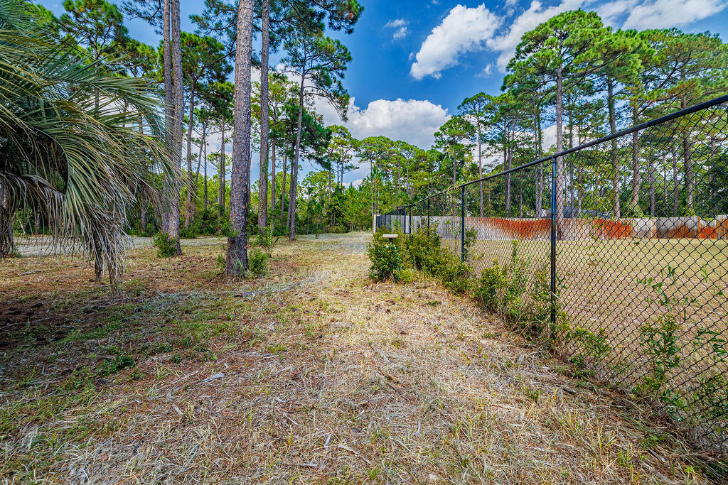 WOODLAND BAYOU ESTATES - Residential