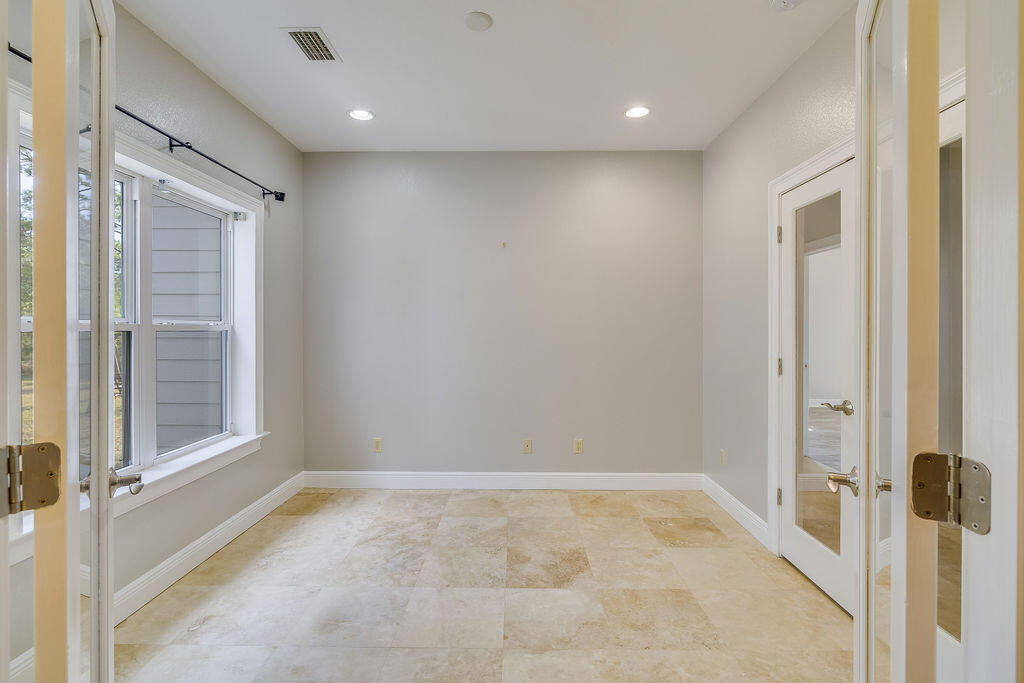 WOODLAND BAYOU ESTATES - Residential