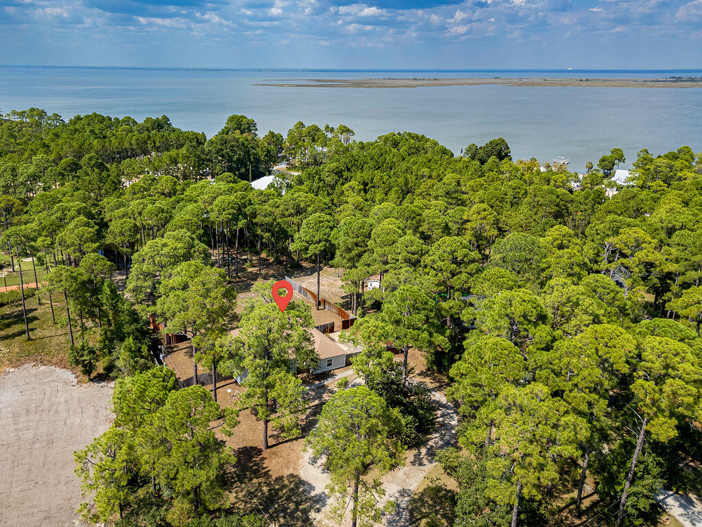 WOODLAND BAYOU ESTATES - Residential