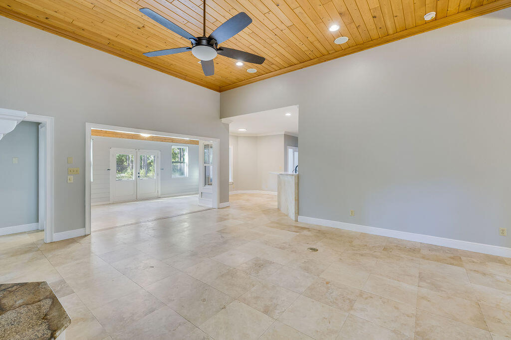 WOODLAND BAYOU ESTATES - Residential