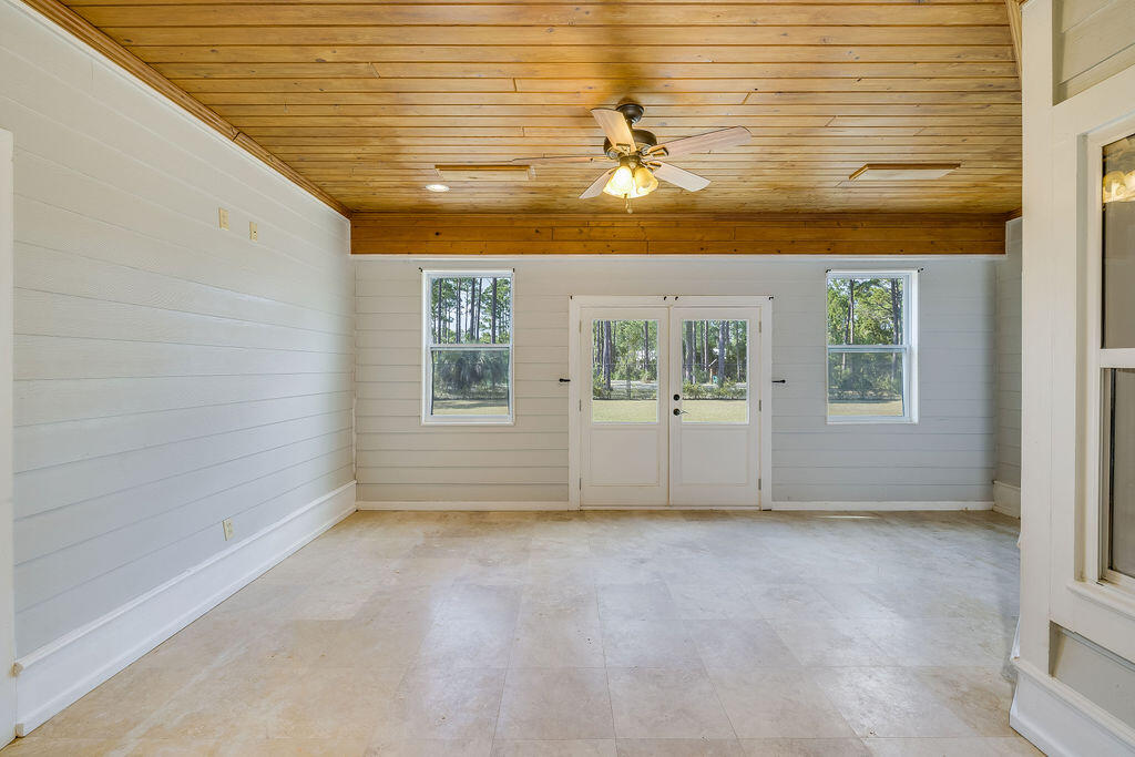 WOODLAND BAYOU ESTATES - Residential