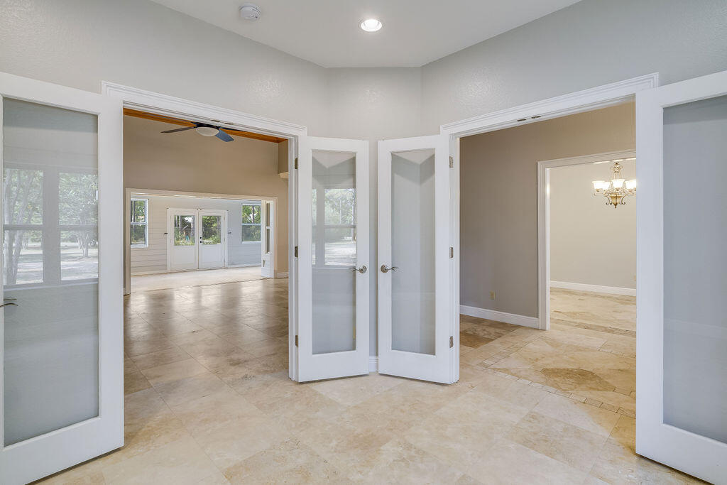 WOODLAND BAYOU ESTATES - Residential
