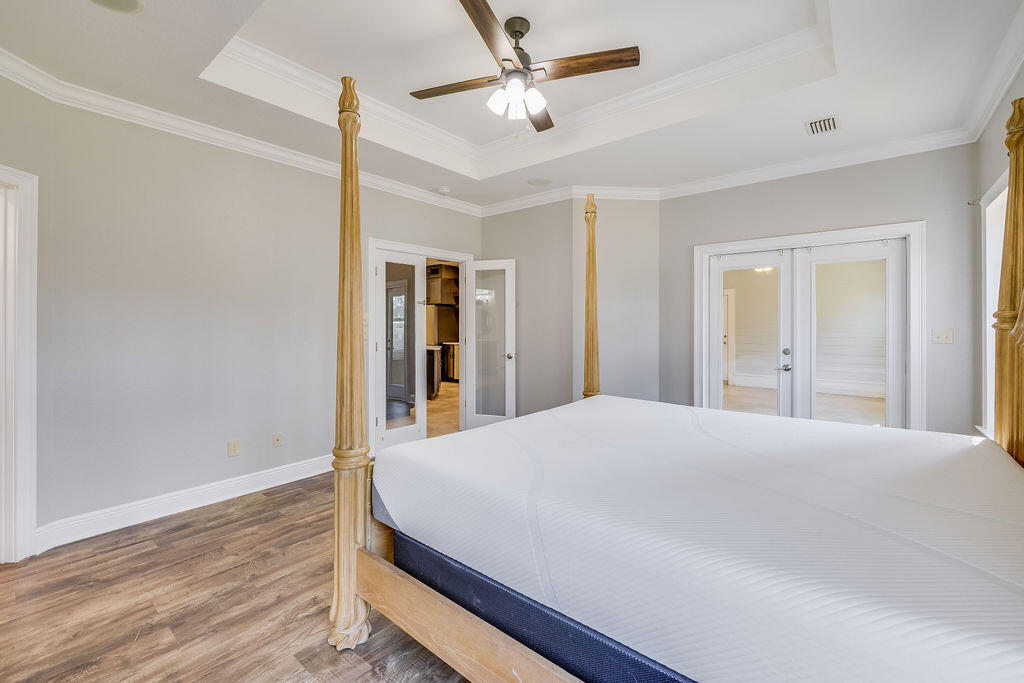 WOODLAND BAYOU ESTATES - Residential