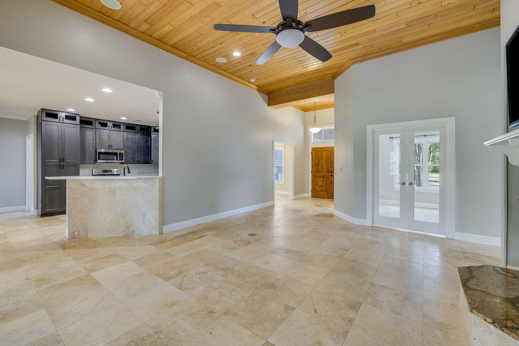 WOODLAND BAYOU ESTATES - Residential