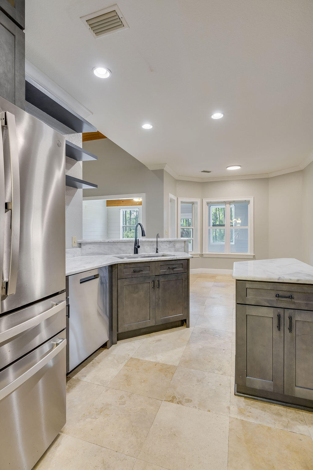 WOODLAND BAYOU ESTATES - Residential
