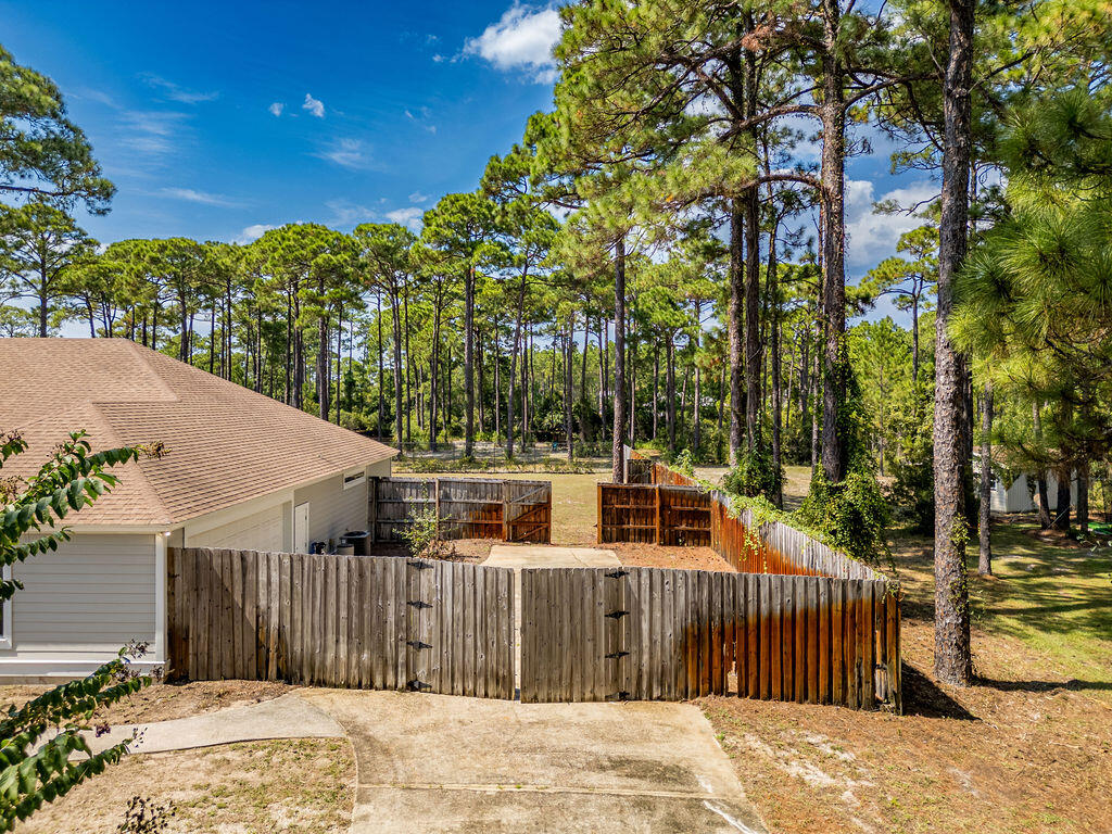 WOODLAND BAYOU ESTATES - Residential