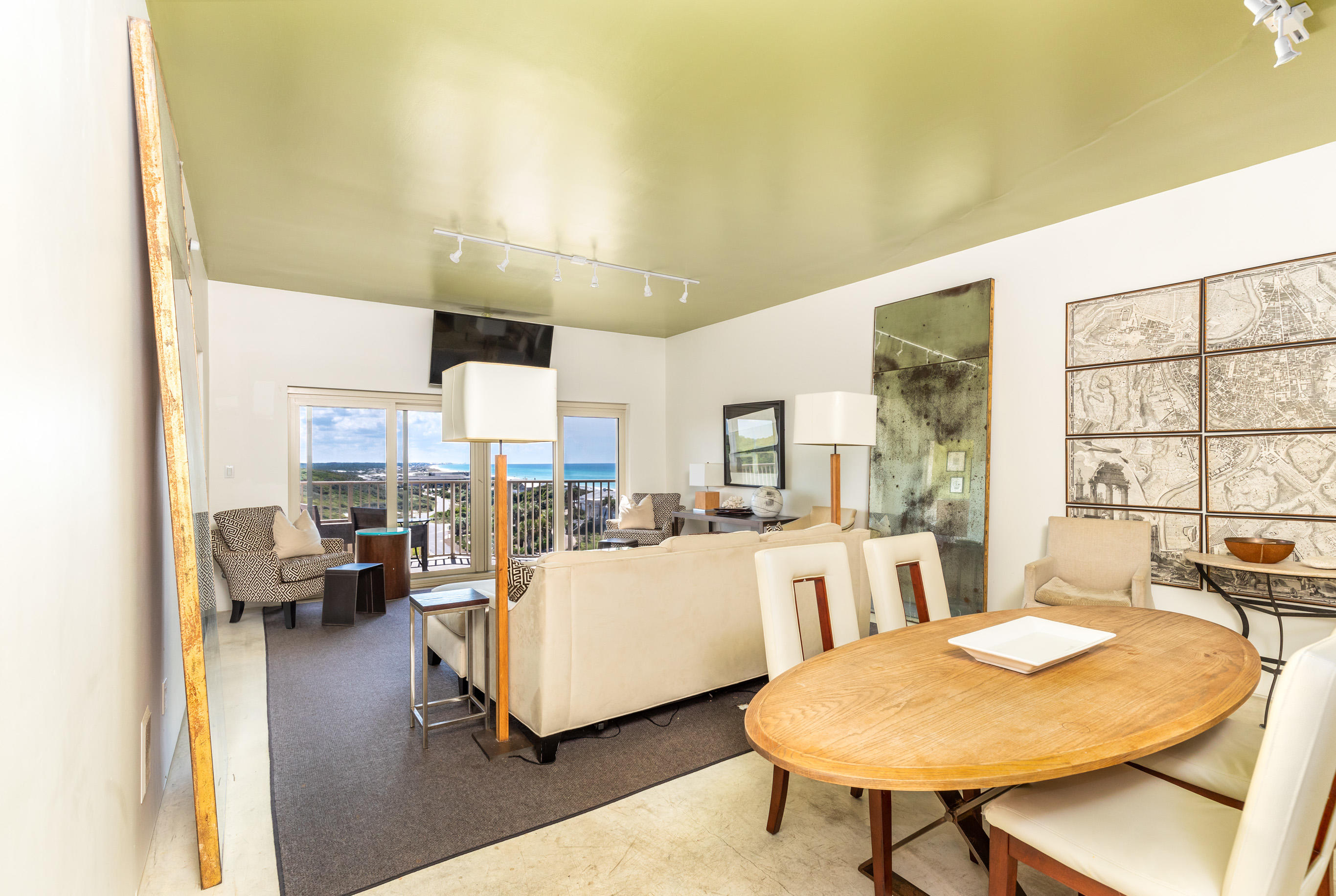 TOPS'L BEACH MANOR - Residential