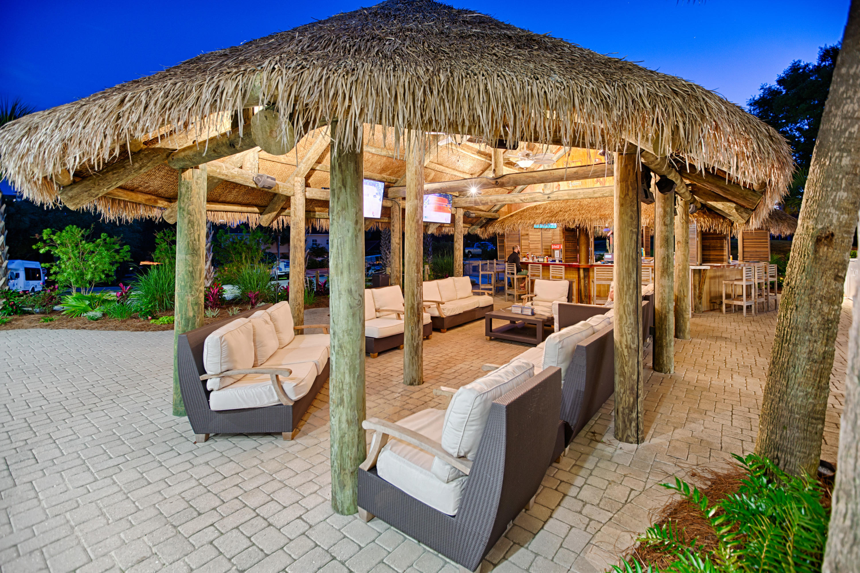 TOPS'L BEACH MANOR - Residential