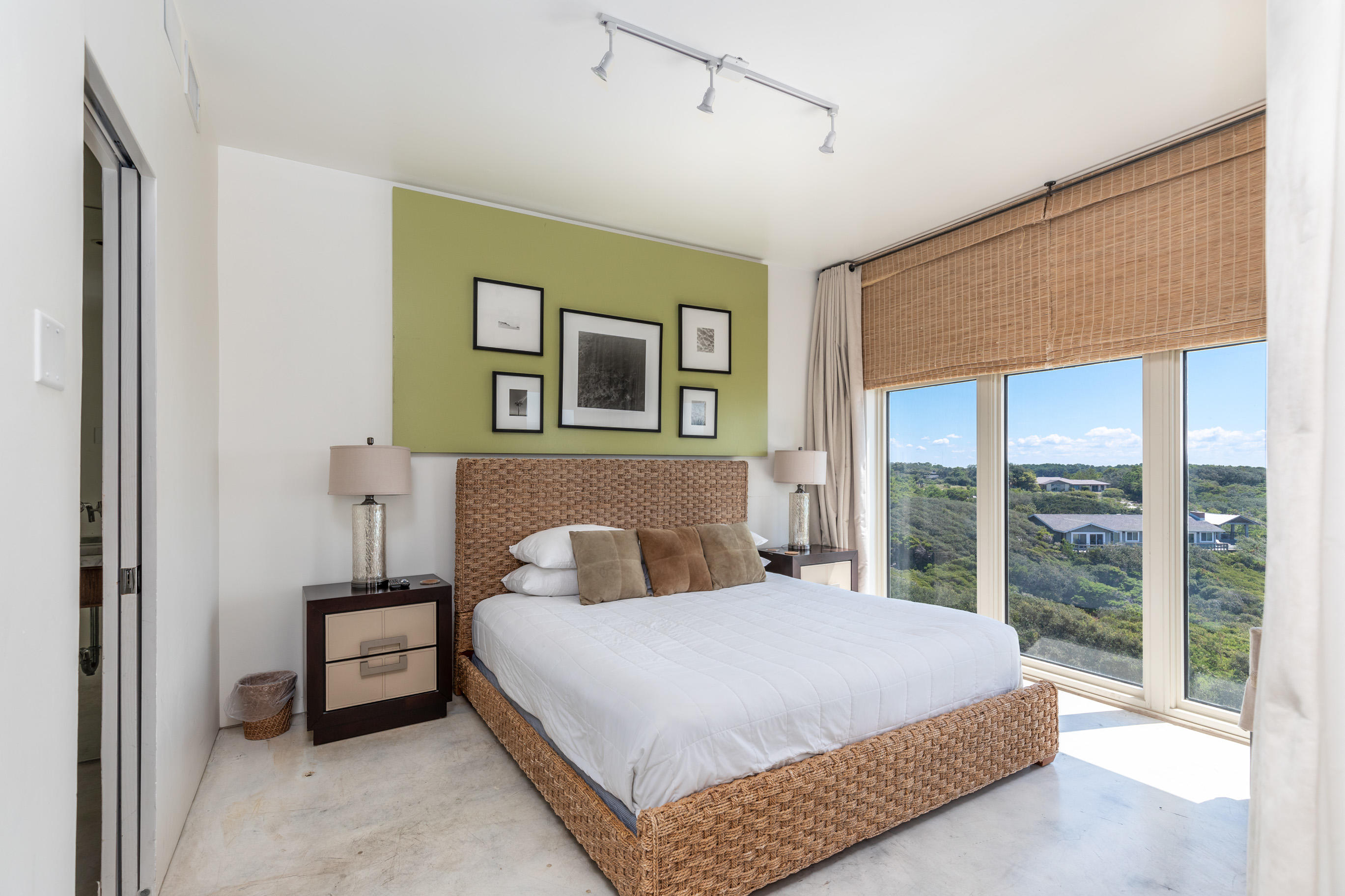 TOPS'L BEACH MANOR - Residential