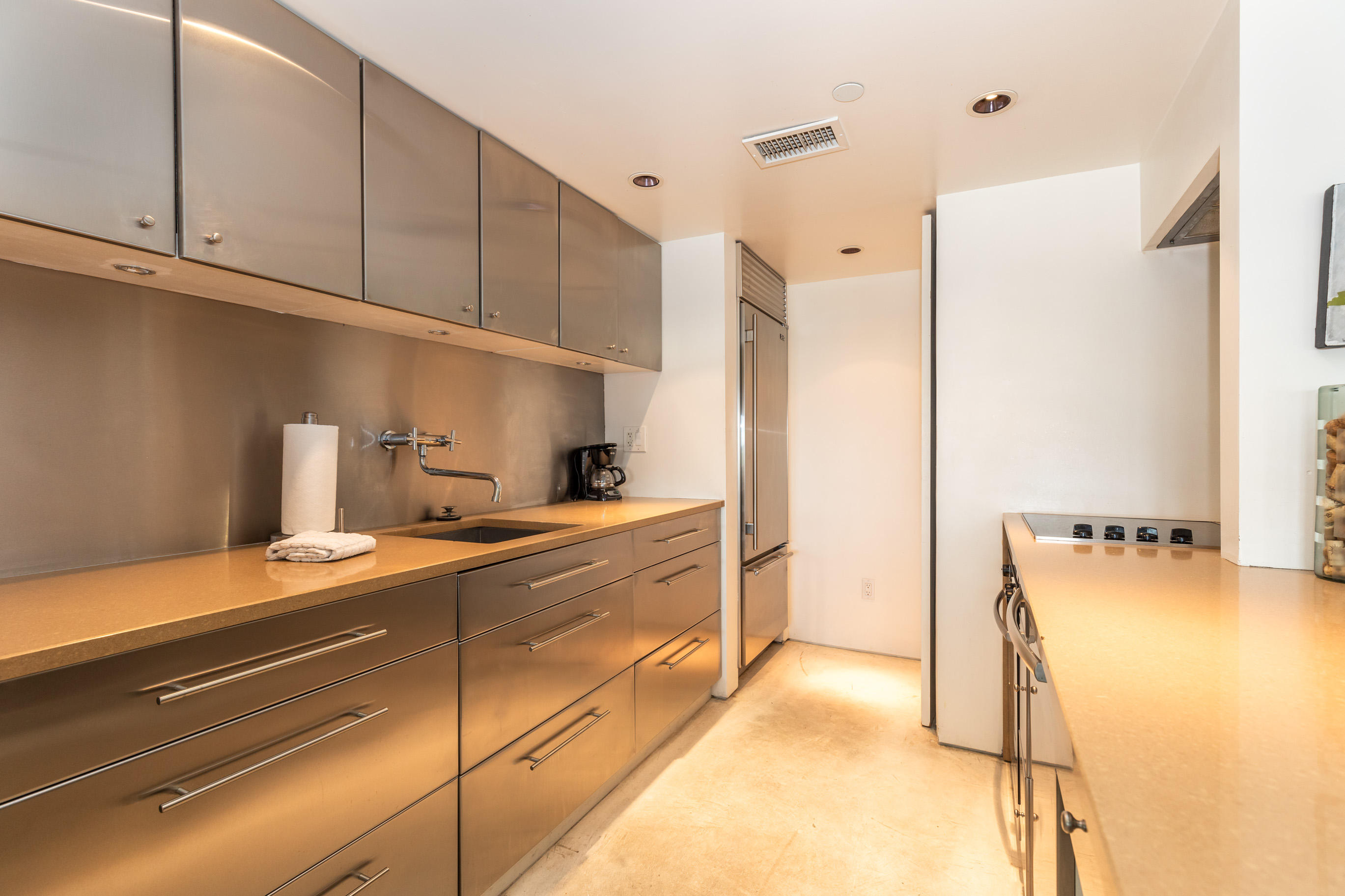 TOPS'L BEACH MANOR - Residential