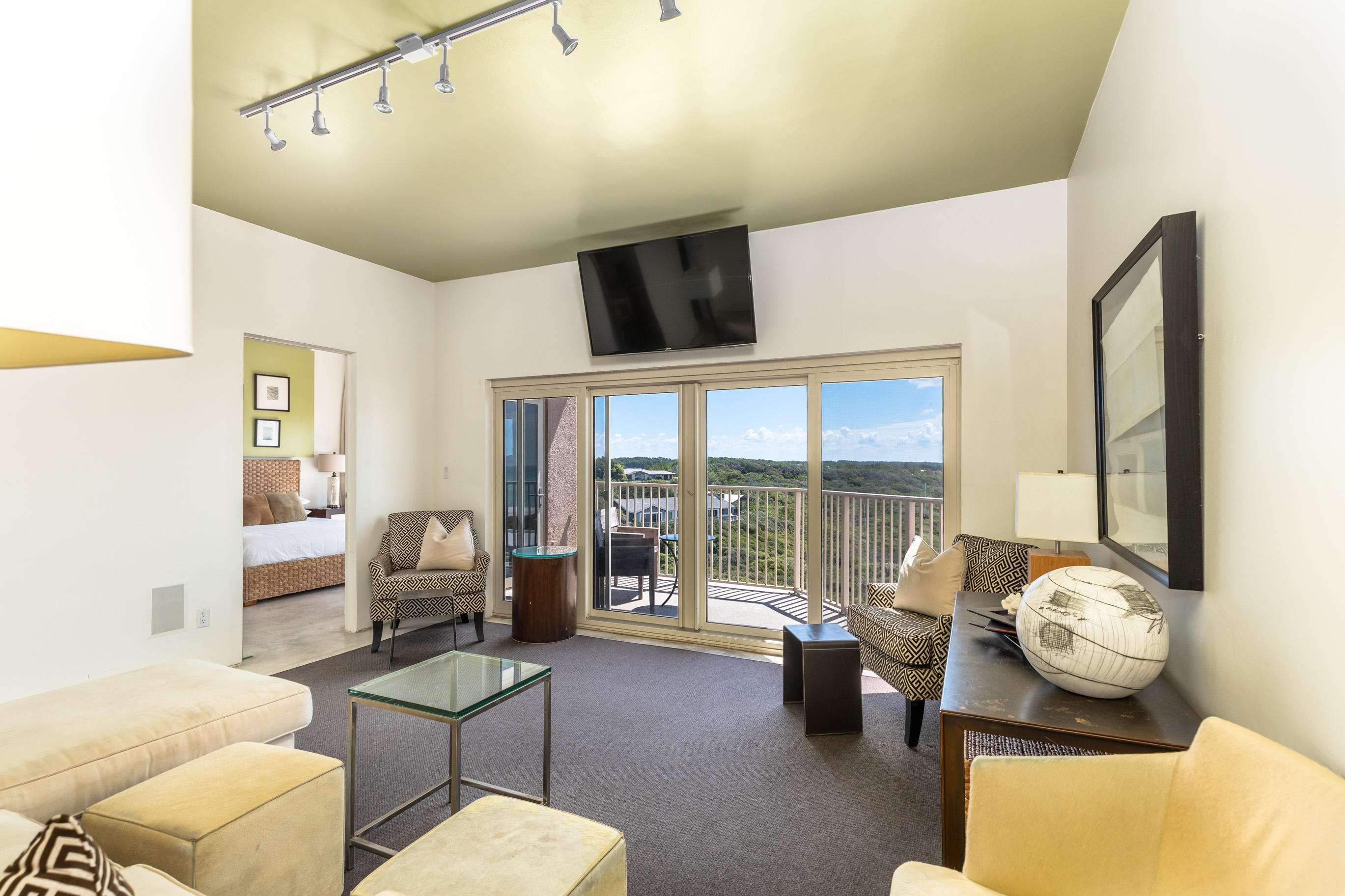 TOPS'L BEACH MANOR - Residential