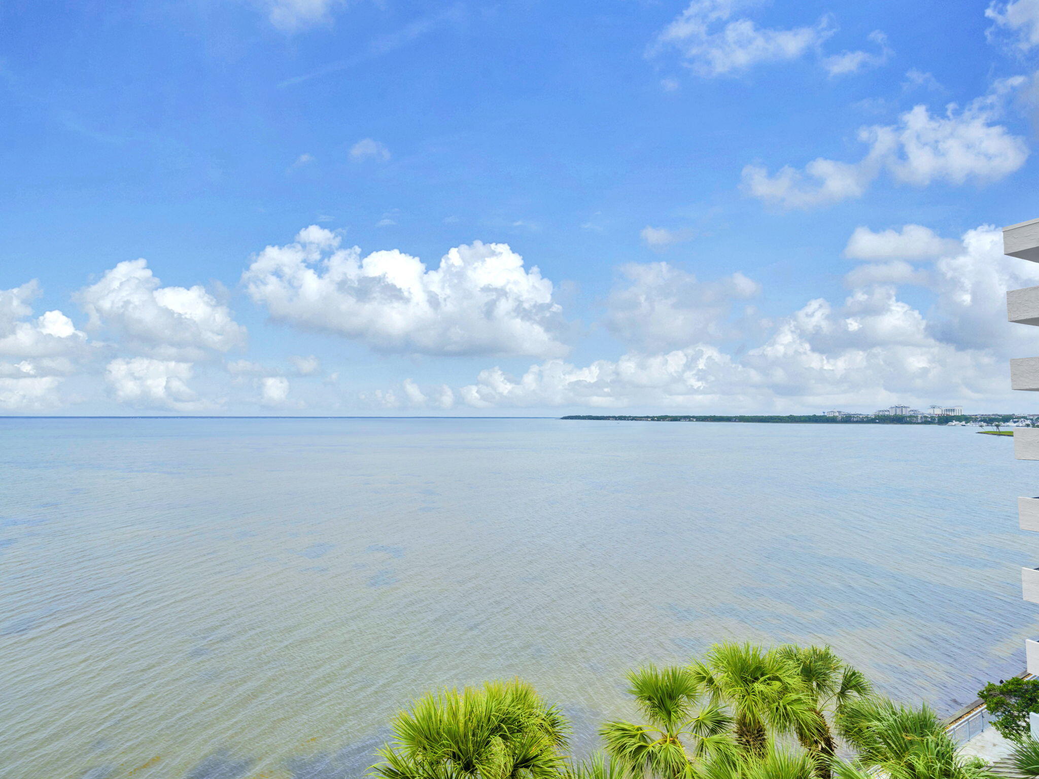 BAYSIDE CONDO SANDESTIN - Residential