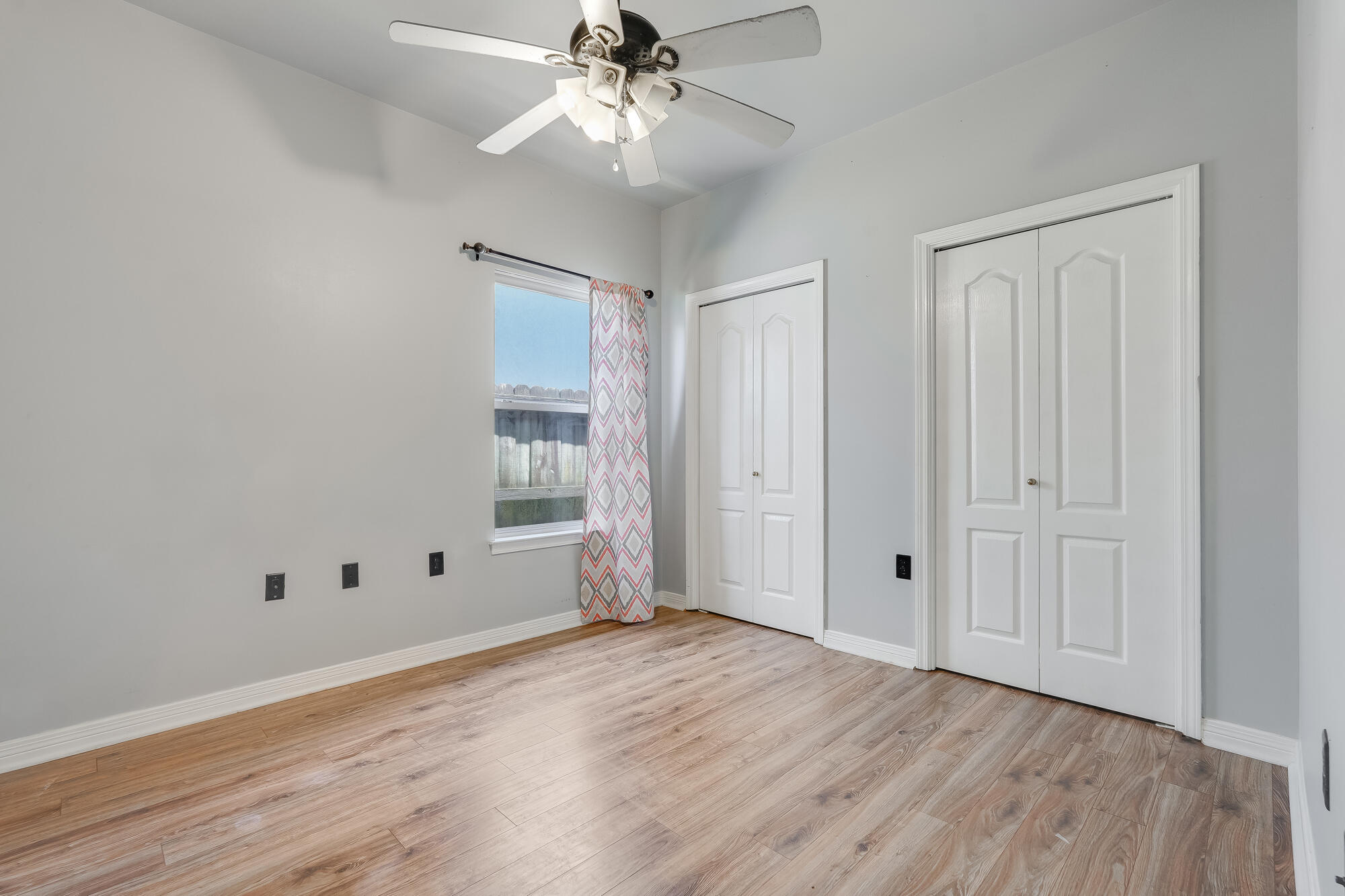 PARKER'S LANDING - Residential