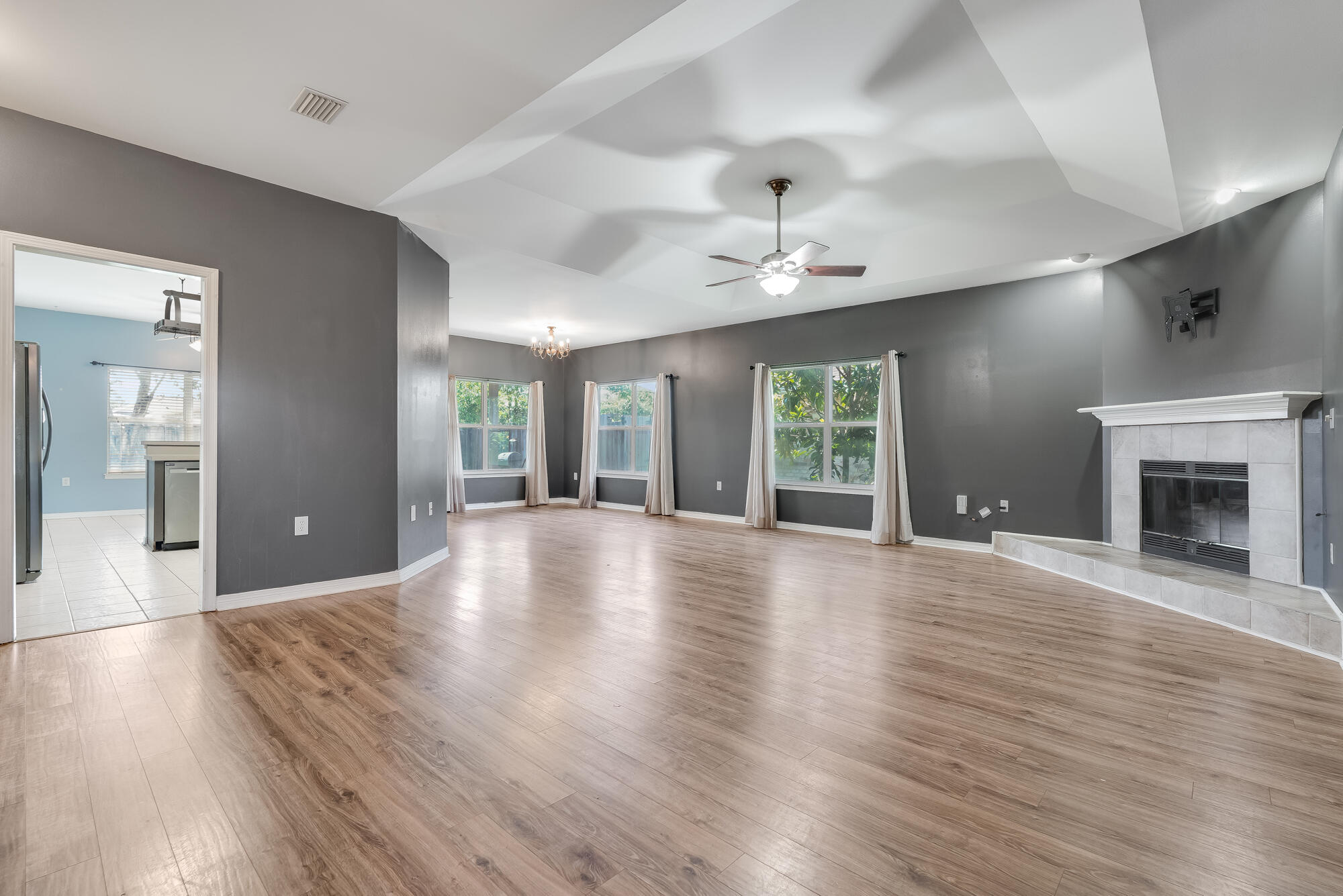 PARKER'S LANDING - Residential