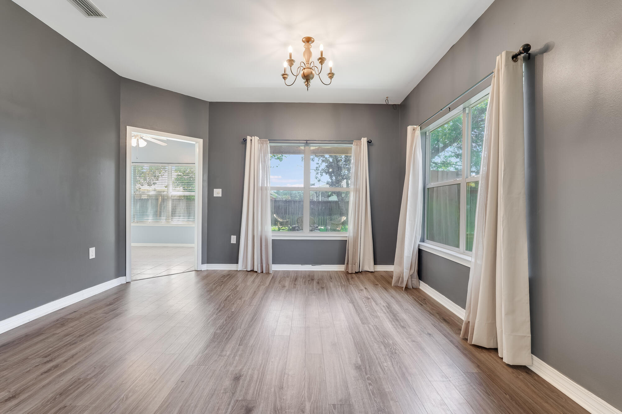 PARKER'S LANDING - Residential
