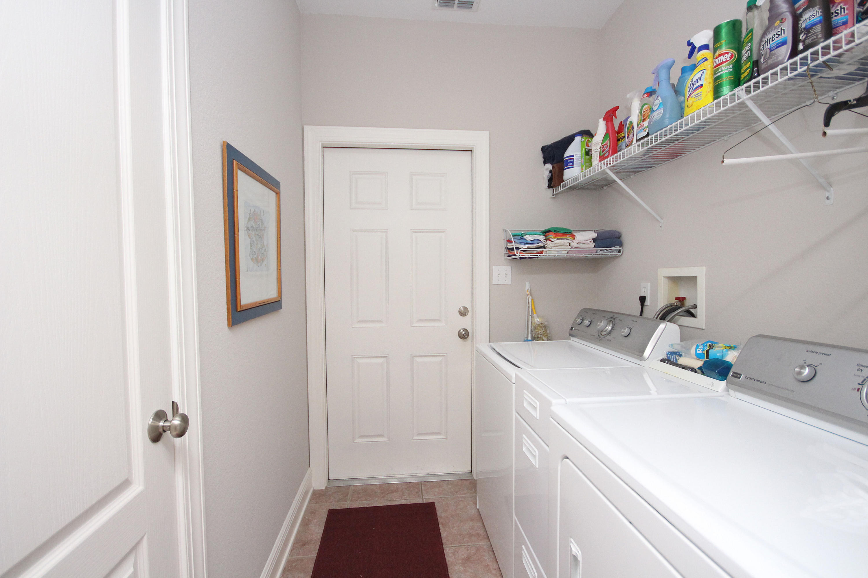 DIAMOND LAKES - Residential