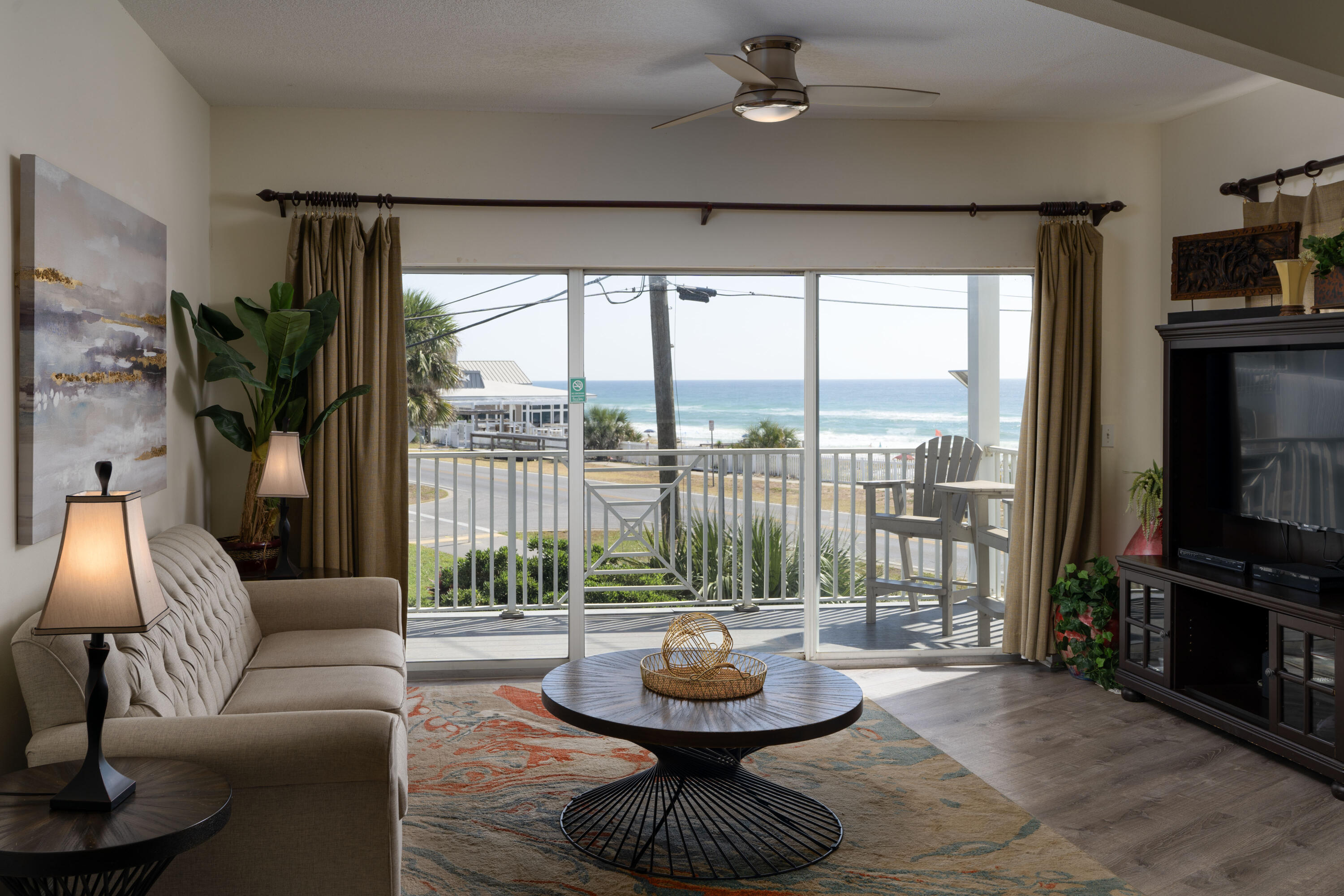 BEACH POINTE T/H - Residential