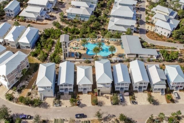 HIGHLAND PARKS - Residential