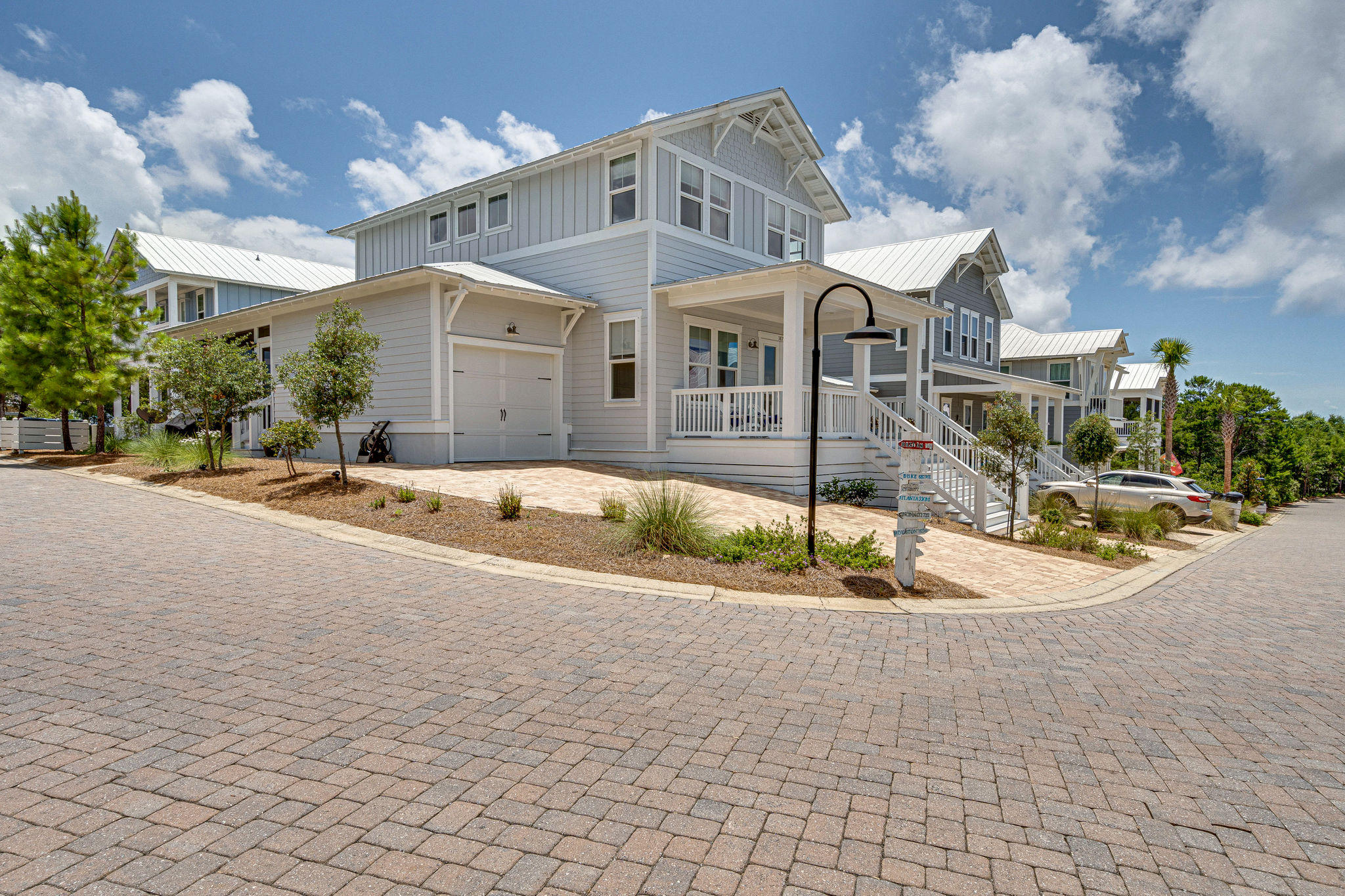 HIGHLAND PARKS - Residential