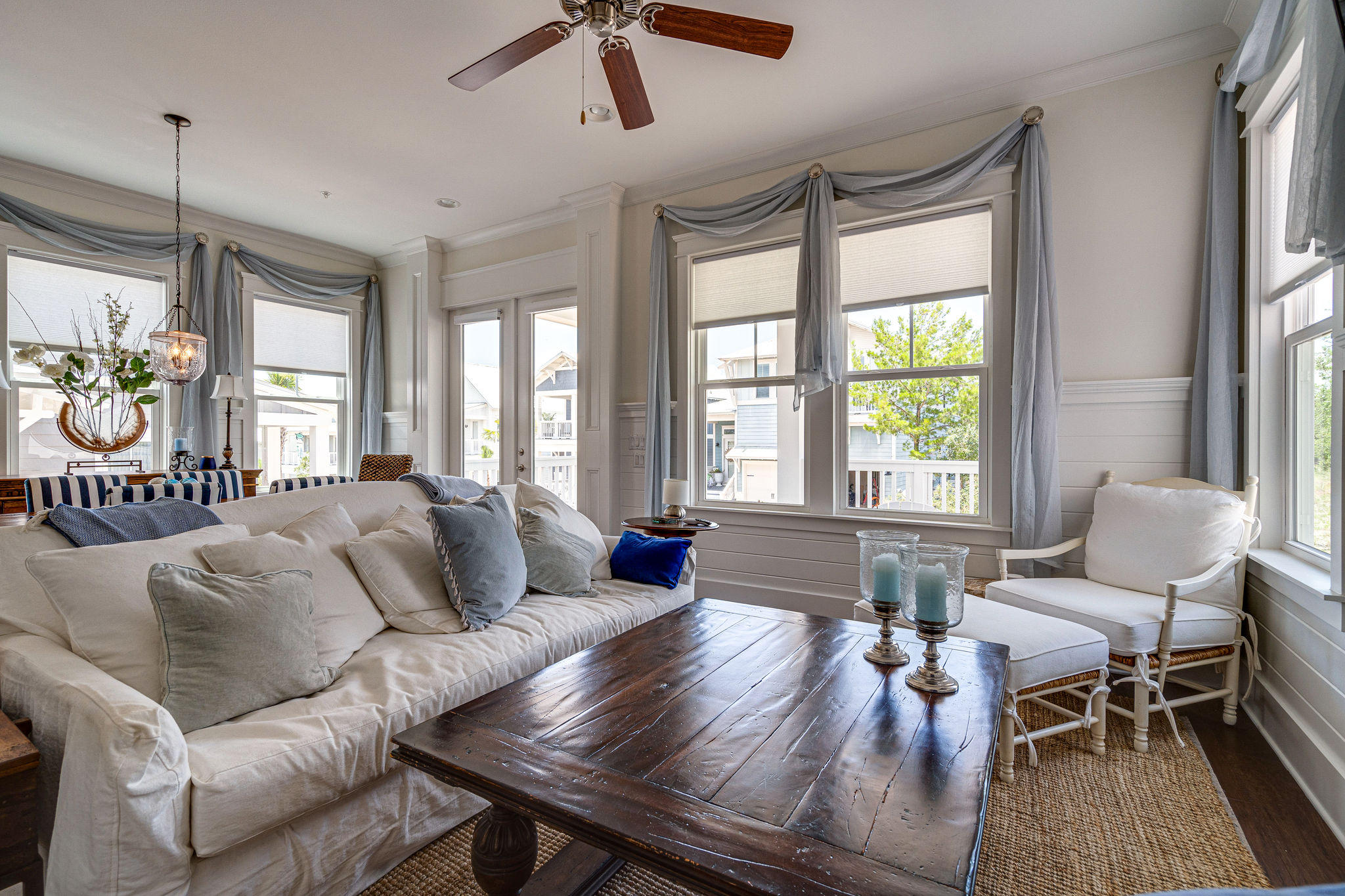 HIGHLAND PARKS - Residential