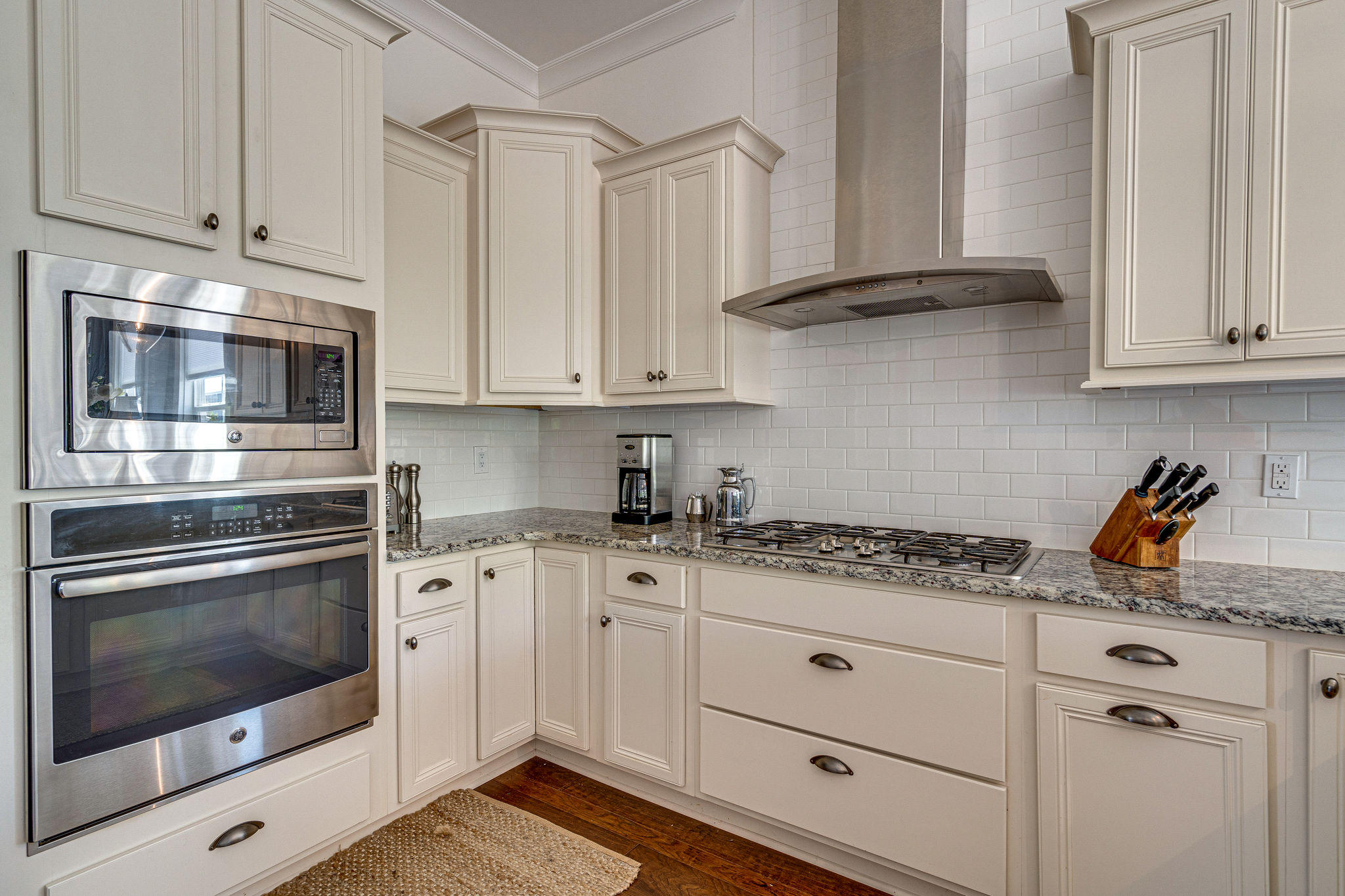 HIGHLAND PARKS - Residential