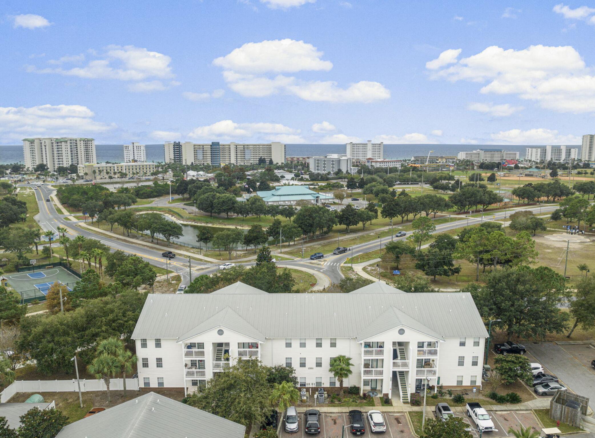 INDIAN LAKE - Residential