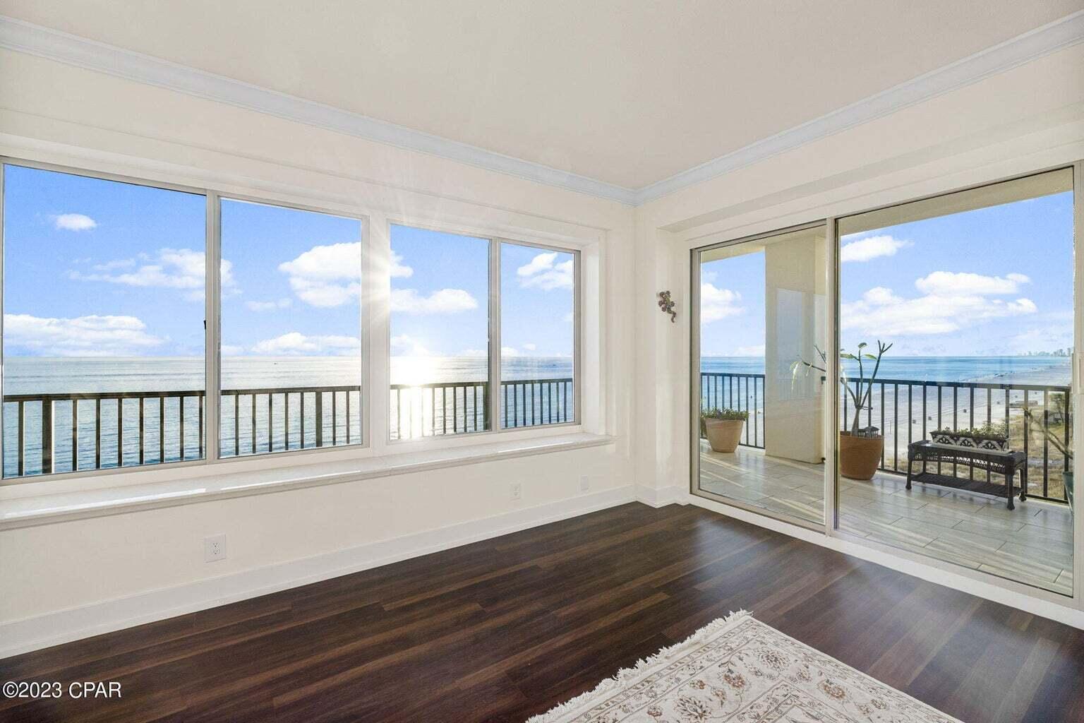 SUMMERWINDS - Residential