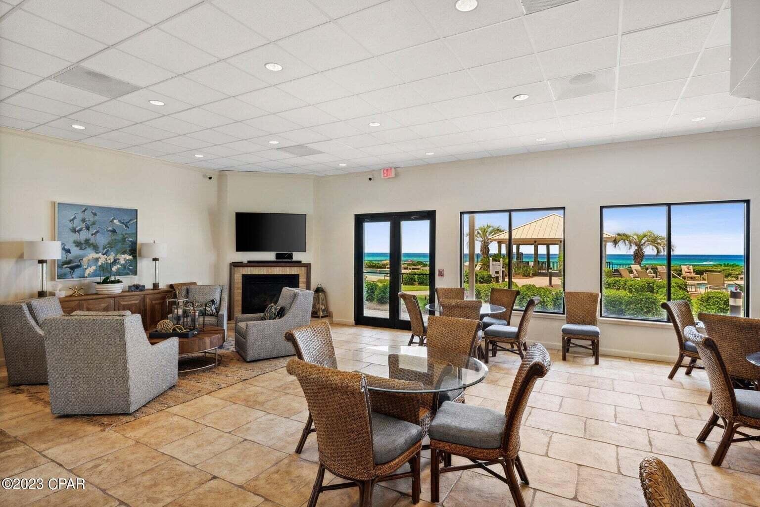 SUMMERWINDS - Residential