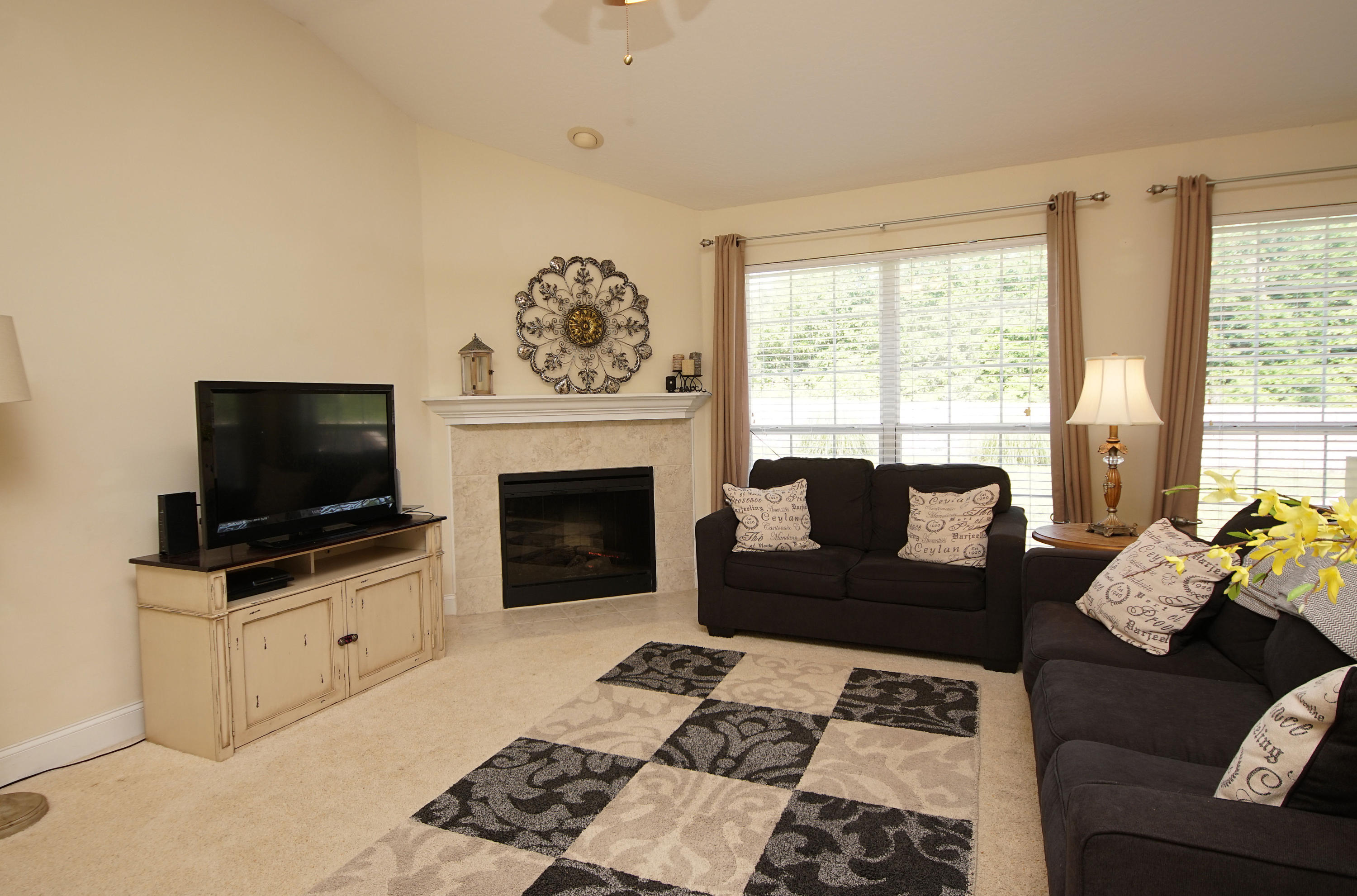 TRAILWOOD ESTATES - Residential