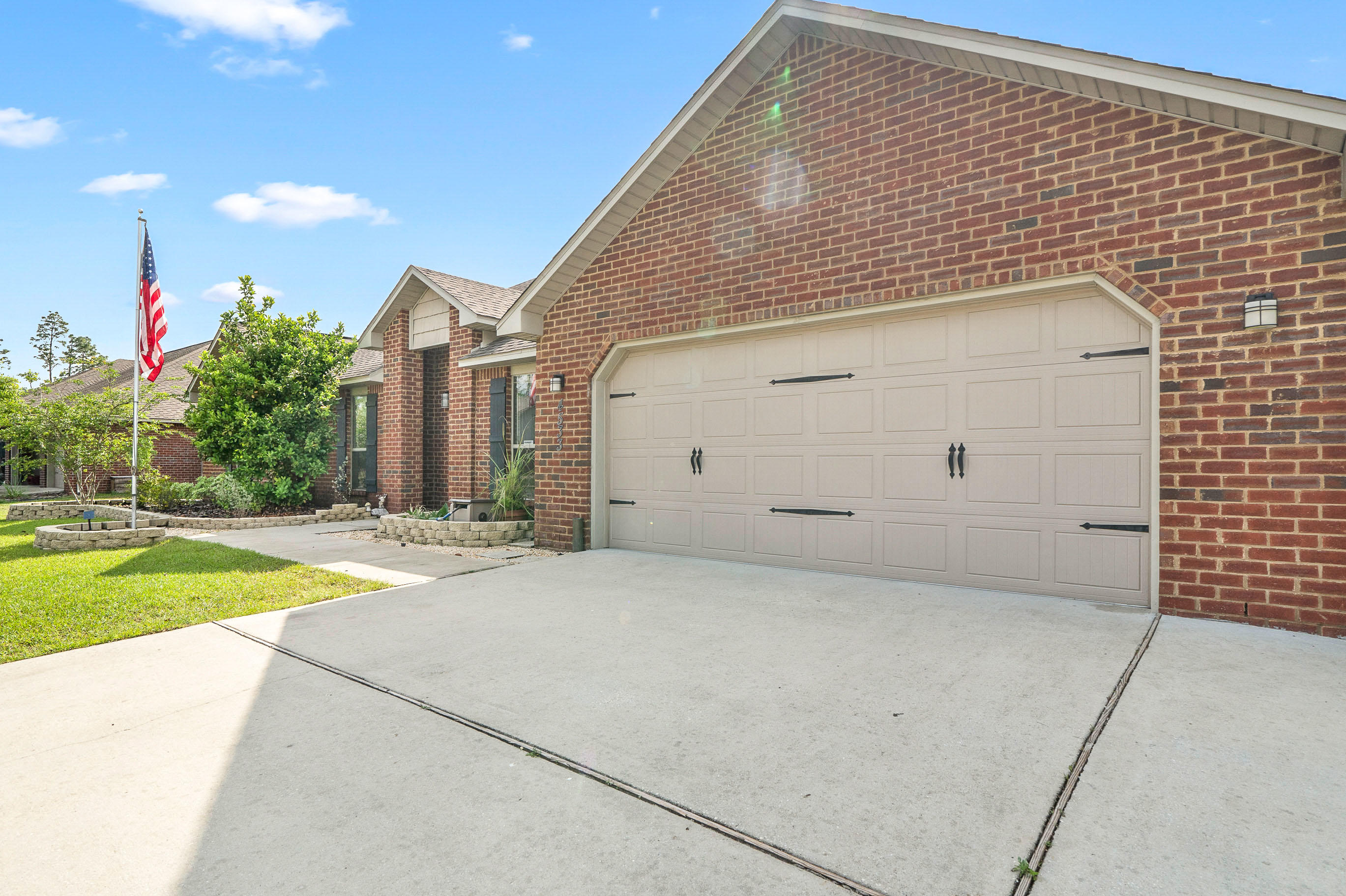 KAITLYNS PRESERVE - Residential