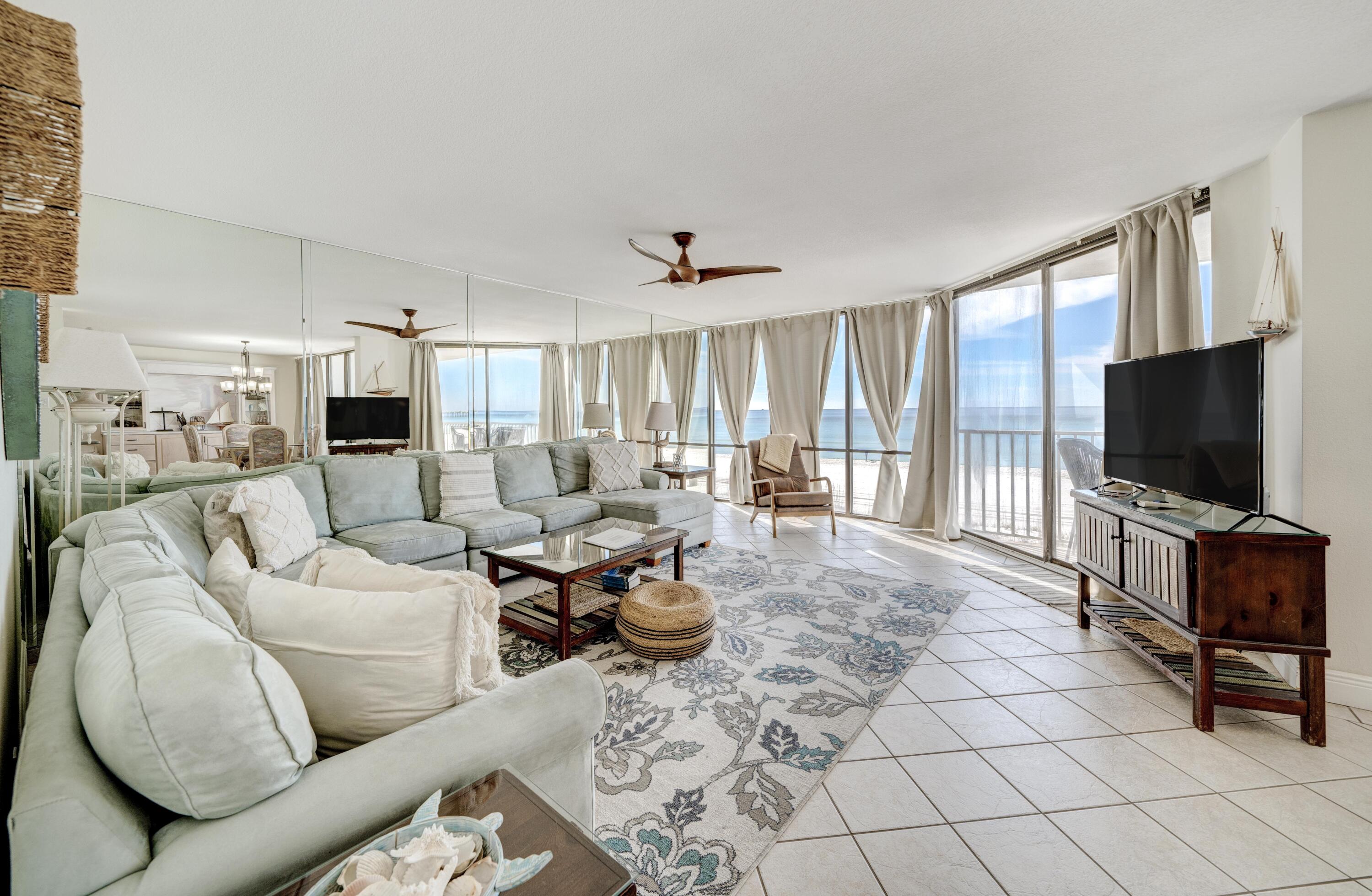 LEEWARD/WINDWARD CONDO - Residential