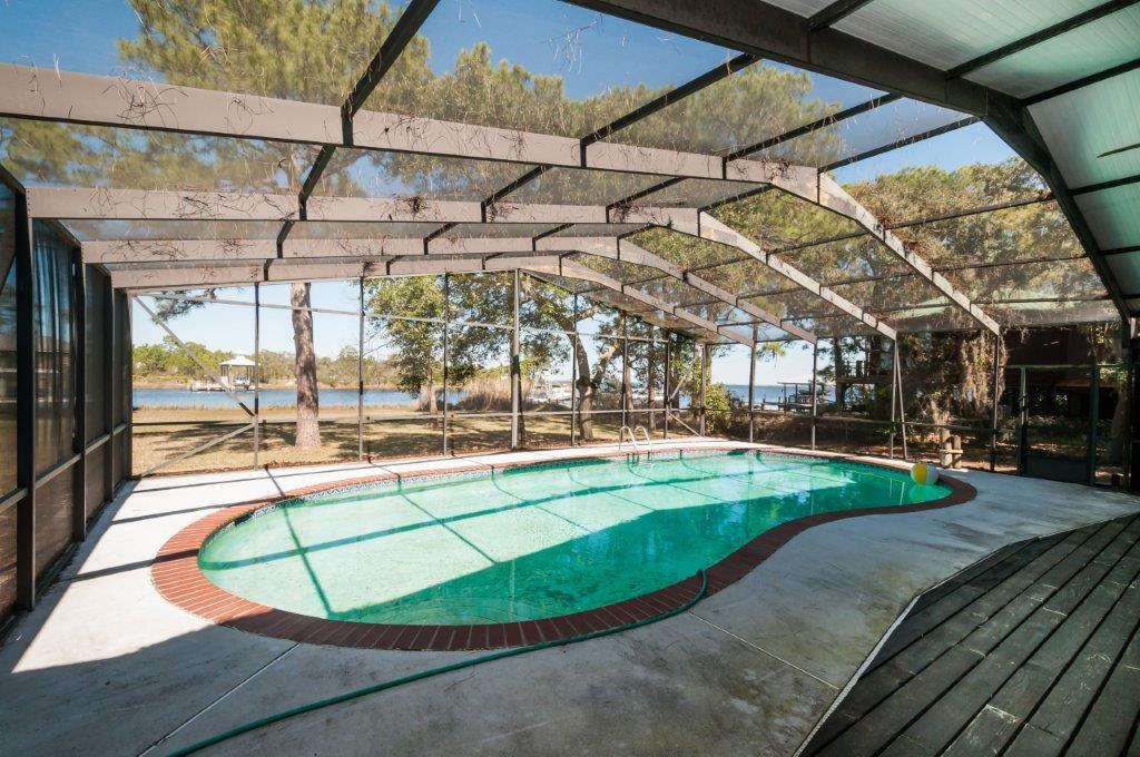 TURQUOISE BEACH - Residential