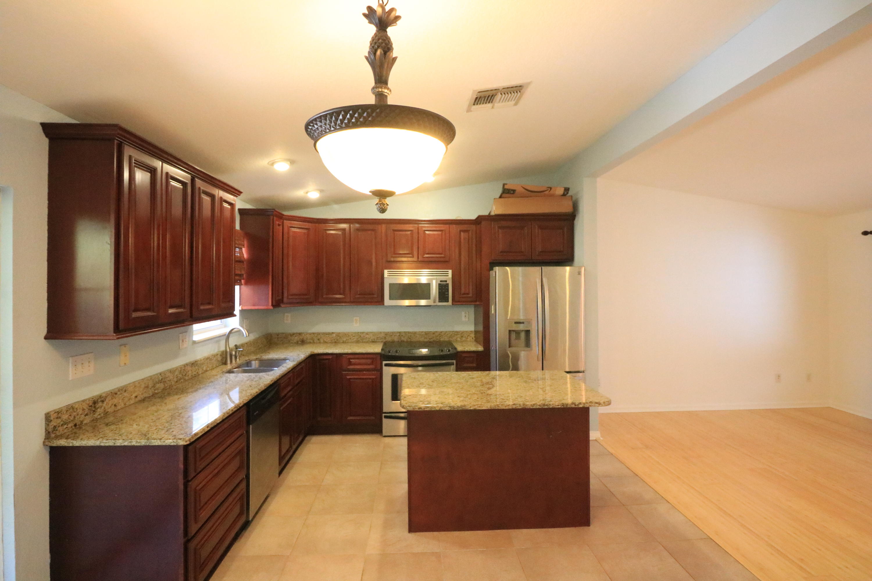 PALMETTO PLANTATION - Residential