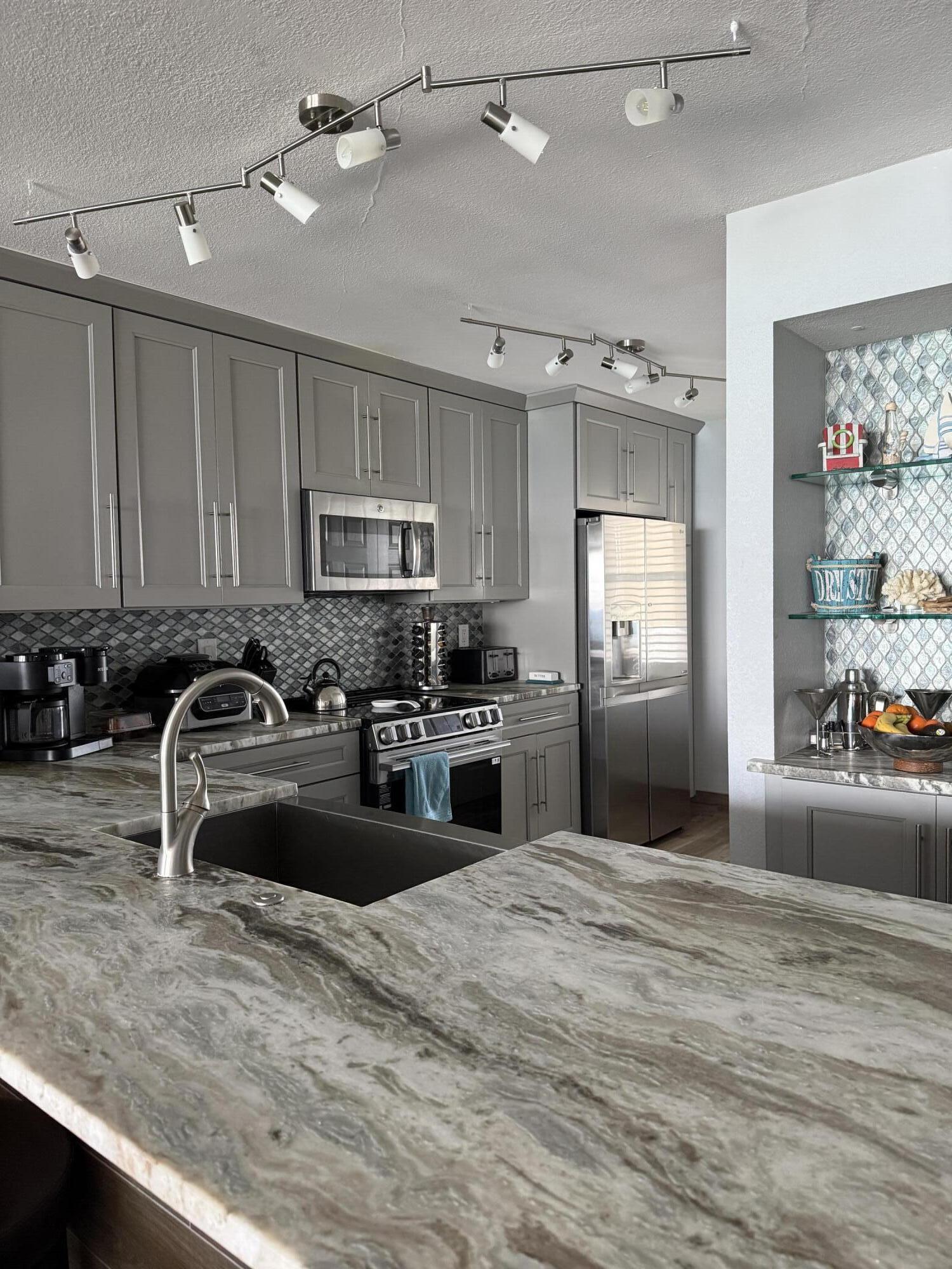 HIDDEN DUNES GULFSIDE 1 - Residential