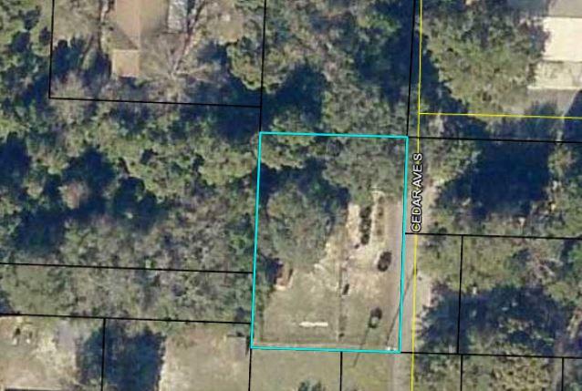 House Given NO VALUE. Great Location for BUILDERS with Set back variance already obtained: 5 feet side; 10' back; 20' front. A great lot in a great location near other newly built homes.